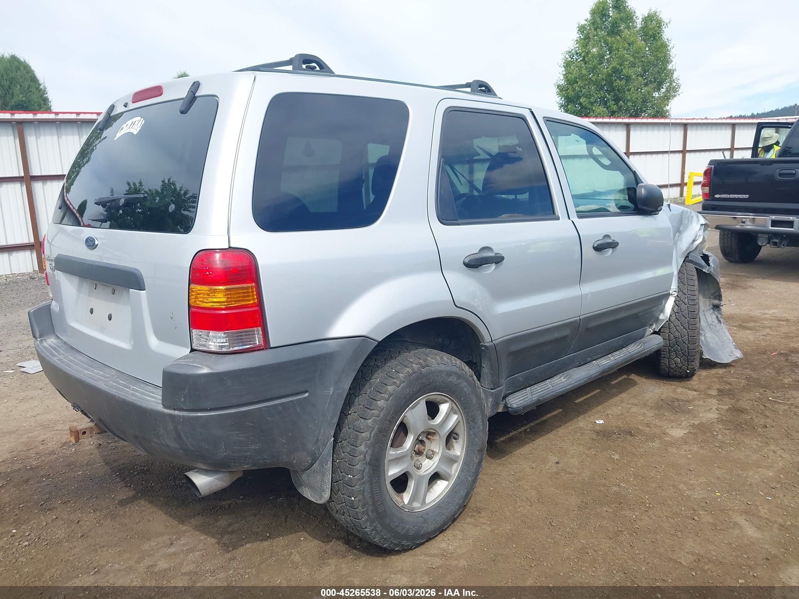 2004 Ford Escape Xlt Silver vin: 1FMCU931X4KB12210