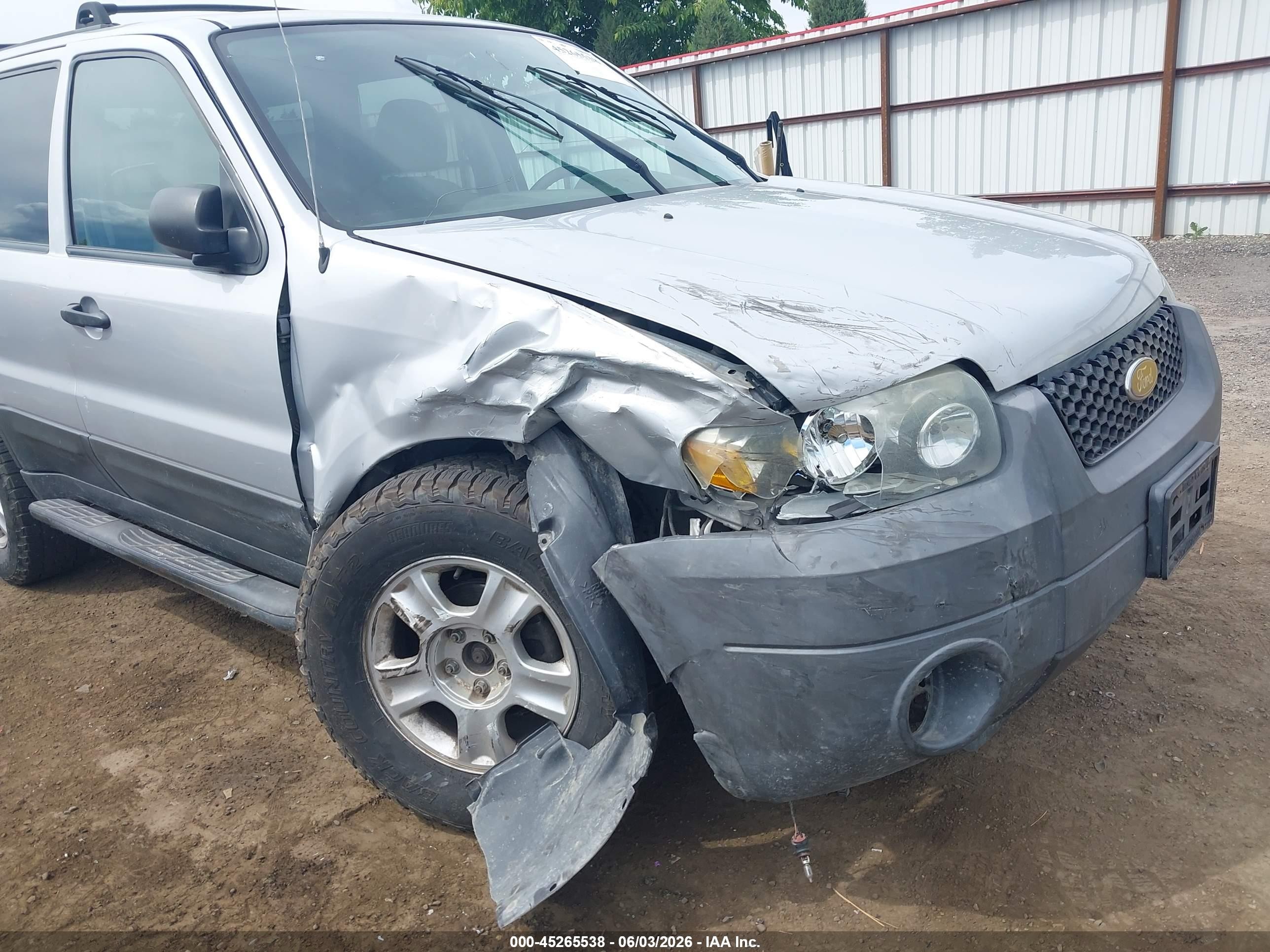 2004 Ford Escape Xlt Silver vin: 1FMCU931X4KB12210