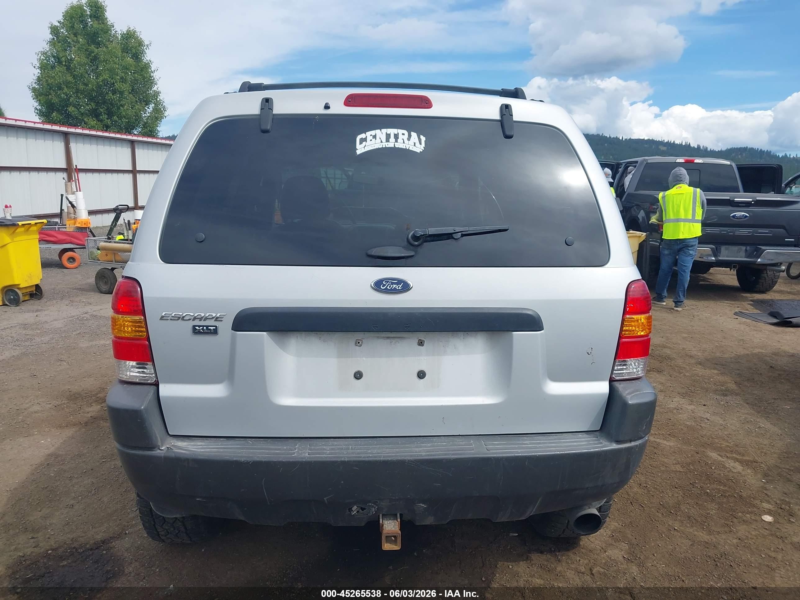 2004 Ford Escape Xlt Silver vin: 1FMCU931X4KB12210