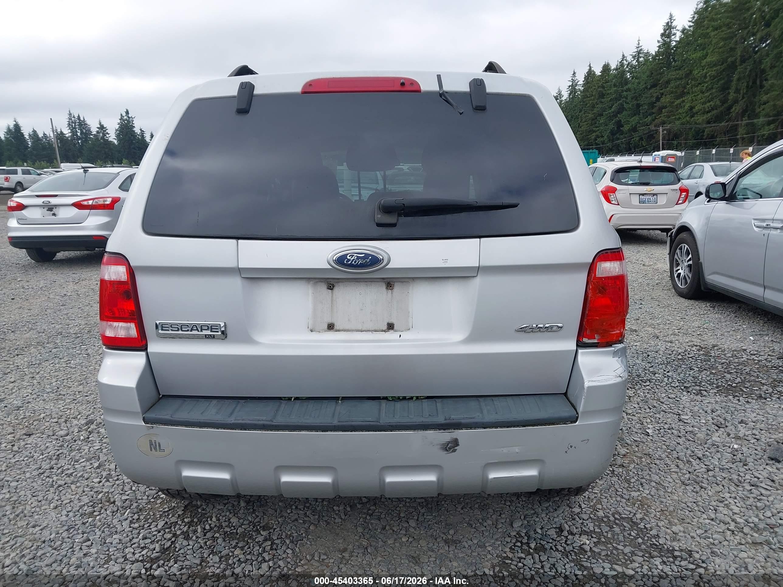 2008 Ford Escape Xlt Silver vin: 1FMCU931X8KA09505