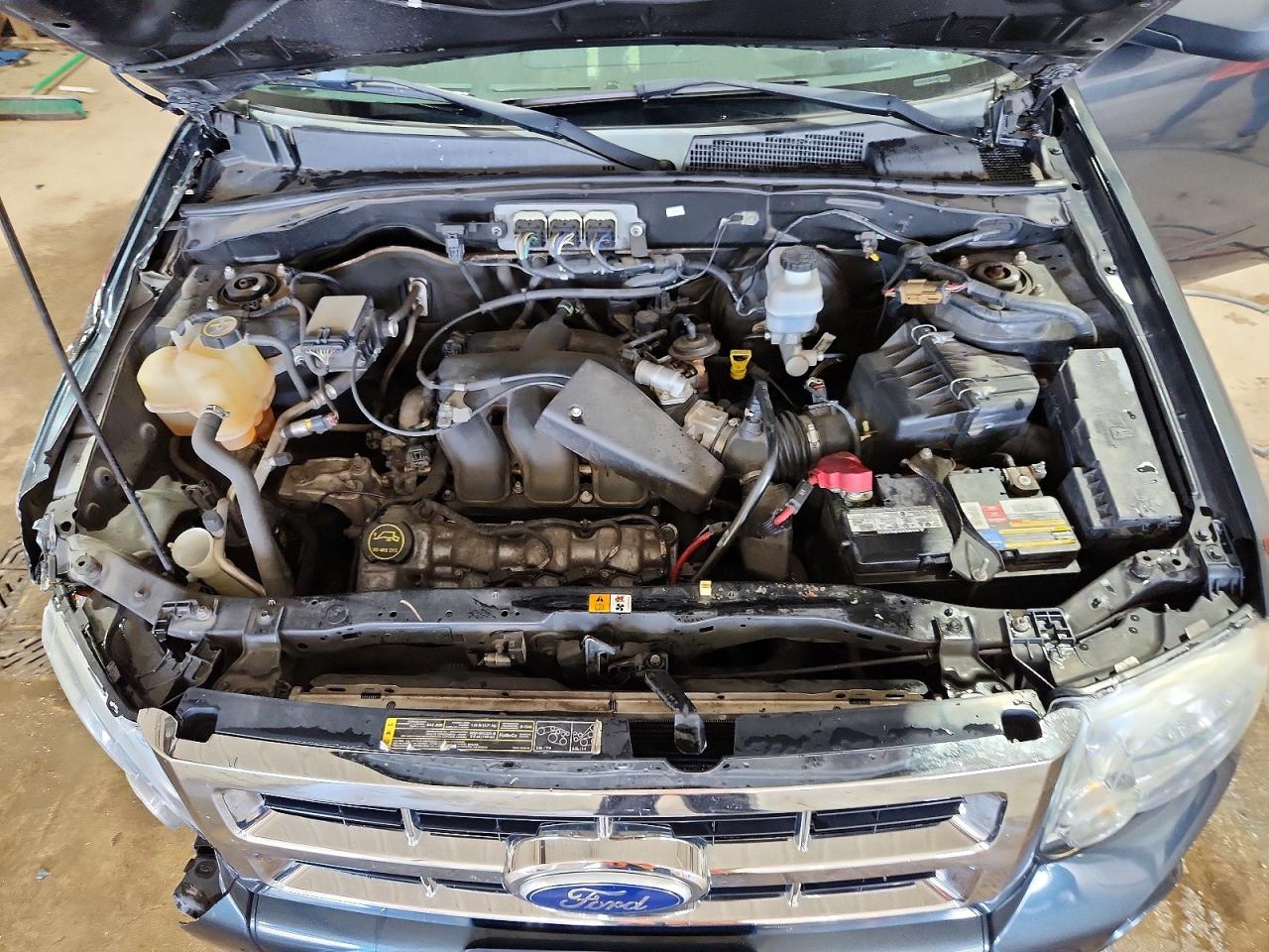 2008 Ford Escape Xlt Charcoal vin: 1FMCU931X8KB50851
