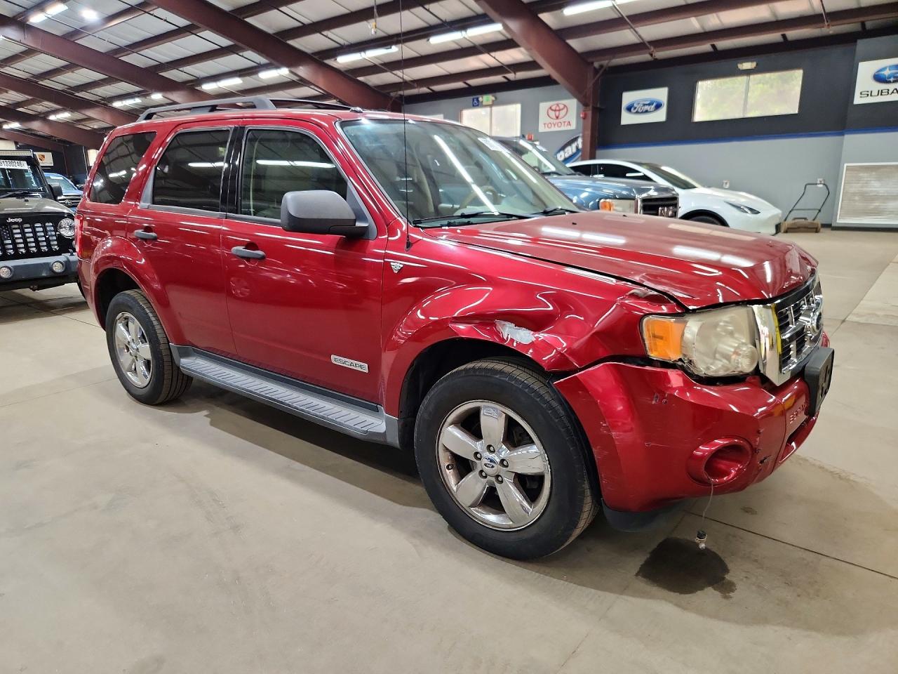 2008 Ford Escape Xlt Red vin: 1FMCU931X8KB58156