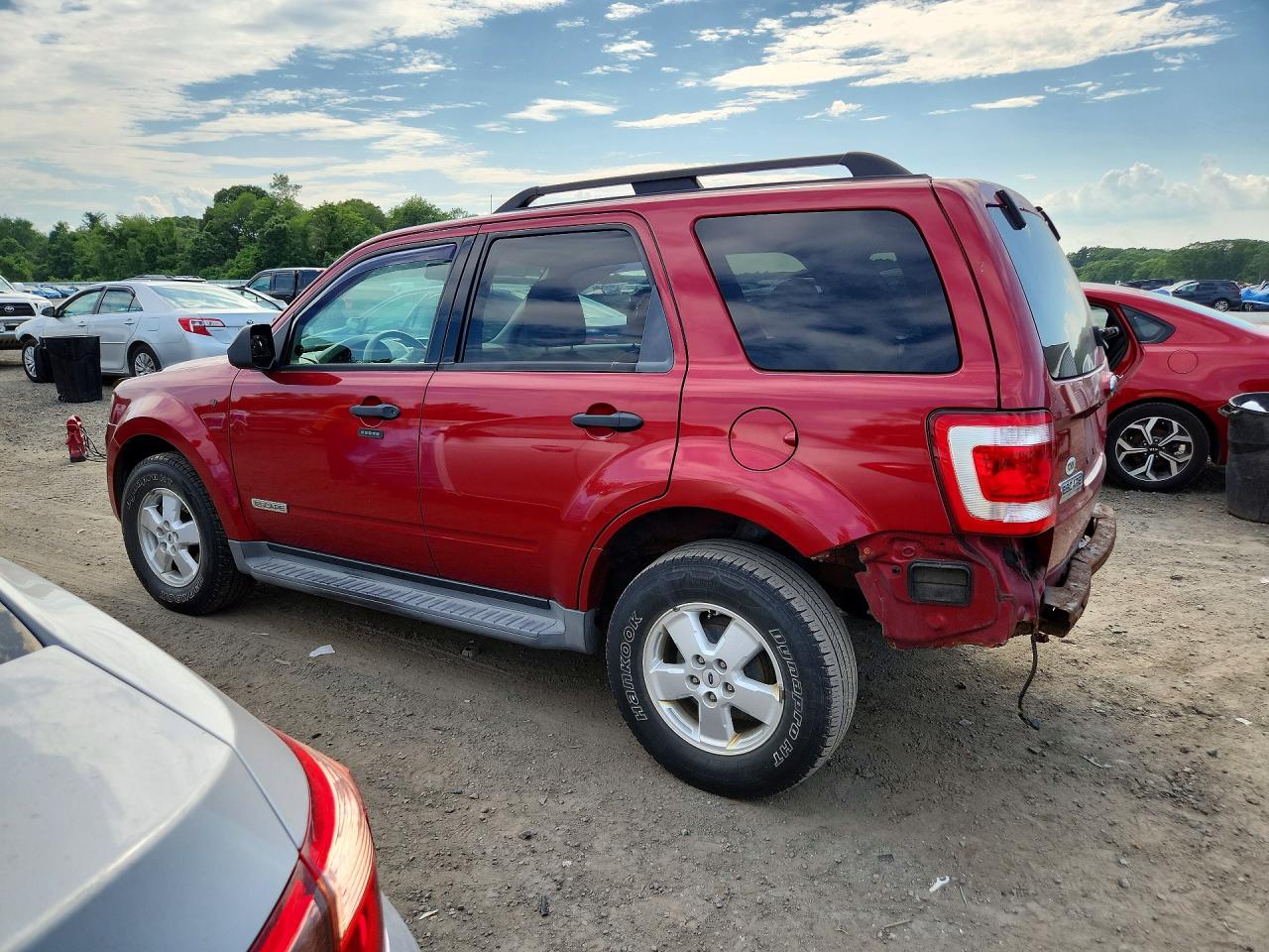 2008 Ford Escape Xlt Red vin: 1FMCU931X8KC32157