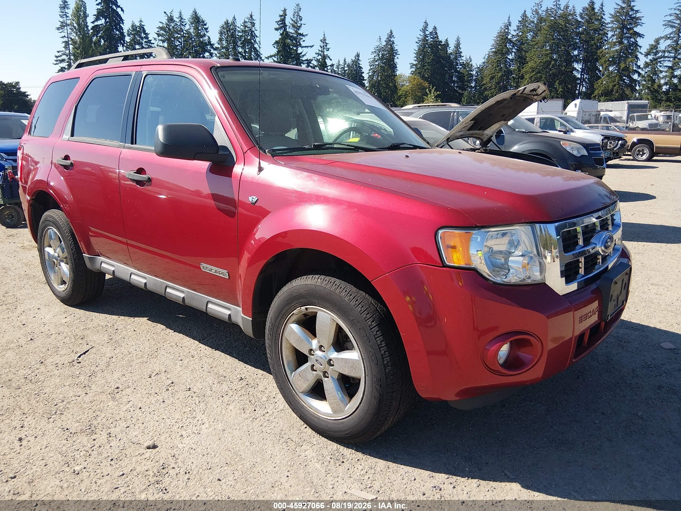 2008 Ford Escape Xlt Red vin: 1FMCU931X8KC81312