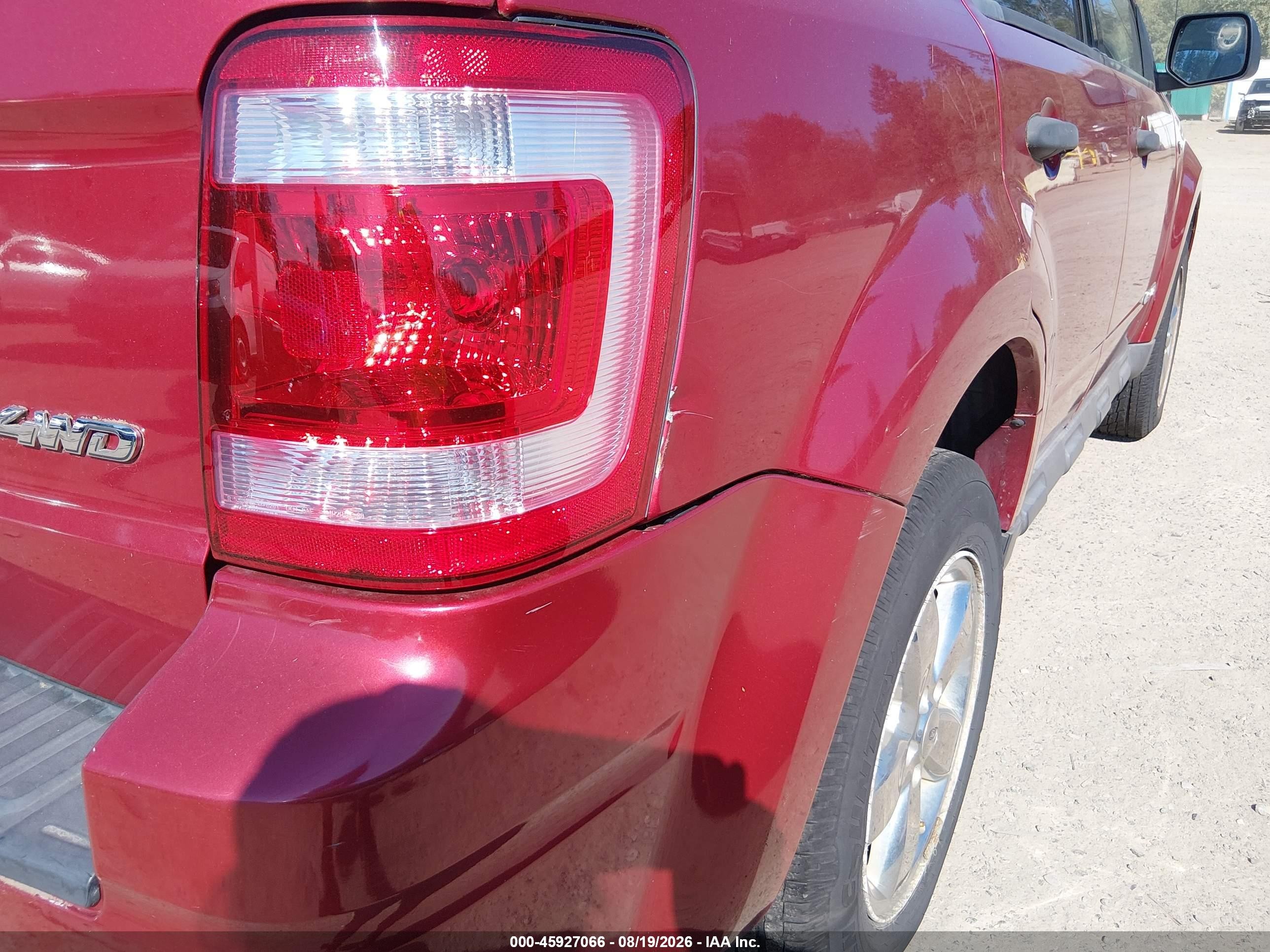 2008 Ford Escape Xlt Красный vin: 1FMCU931X8KC81312