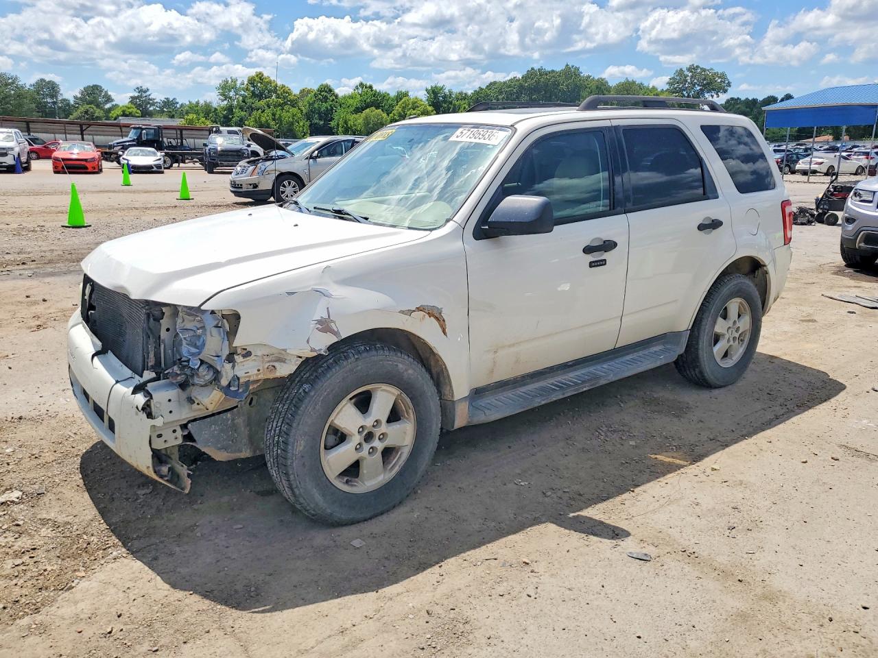 2009 Ford Escape Xlt White vin: 1FMCU93719KB70377