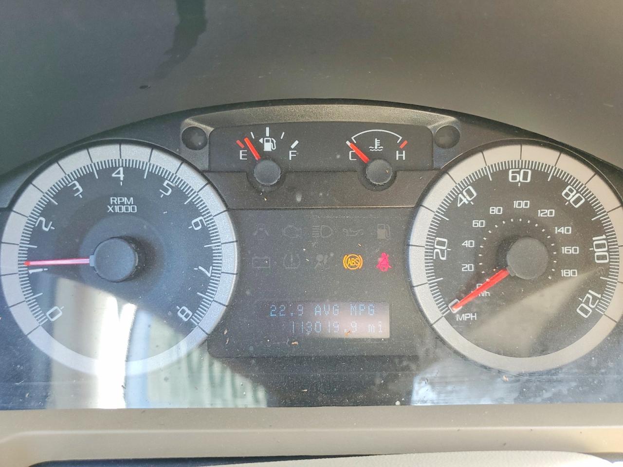 2009 Ford Escape Xlt White vin: 1FMCU93719KB70377