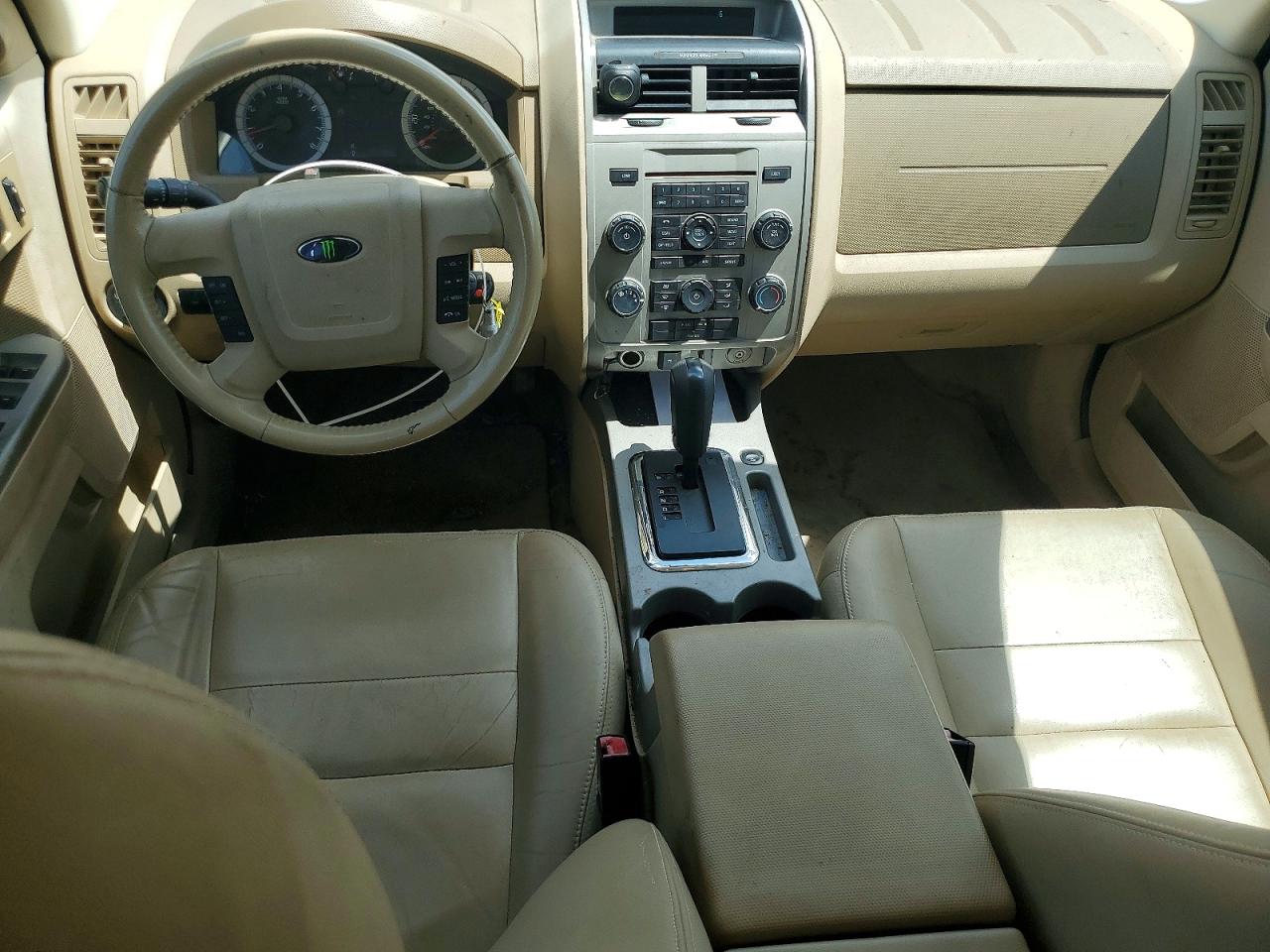 2009 Ford Escape Xlt White vin: 1FMCU93719KB70377