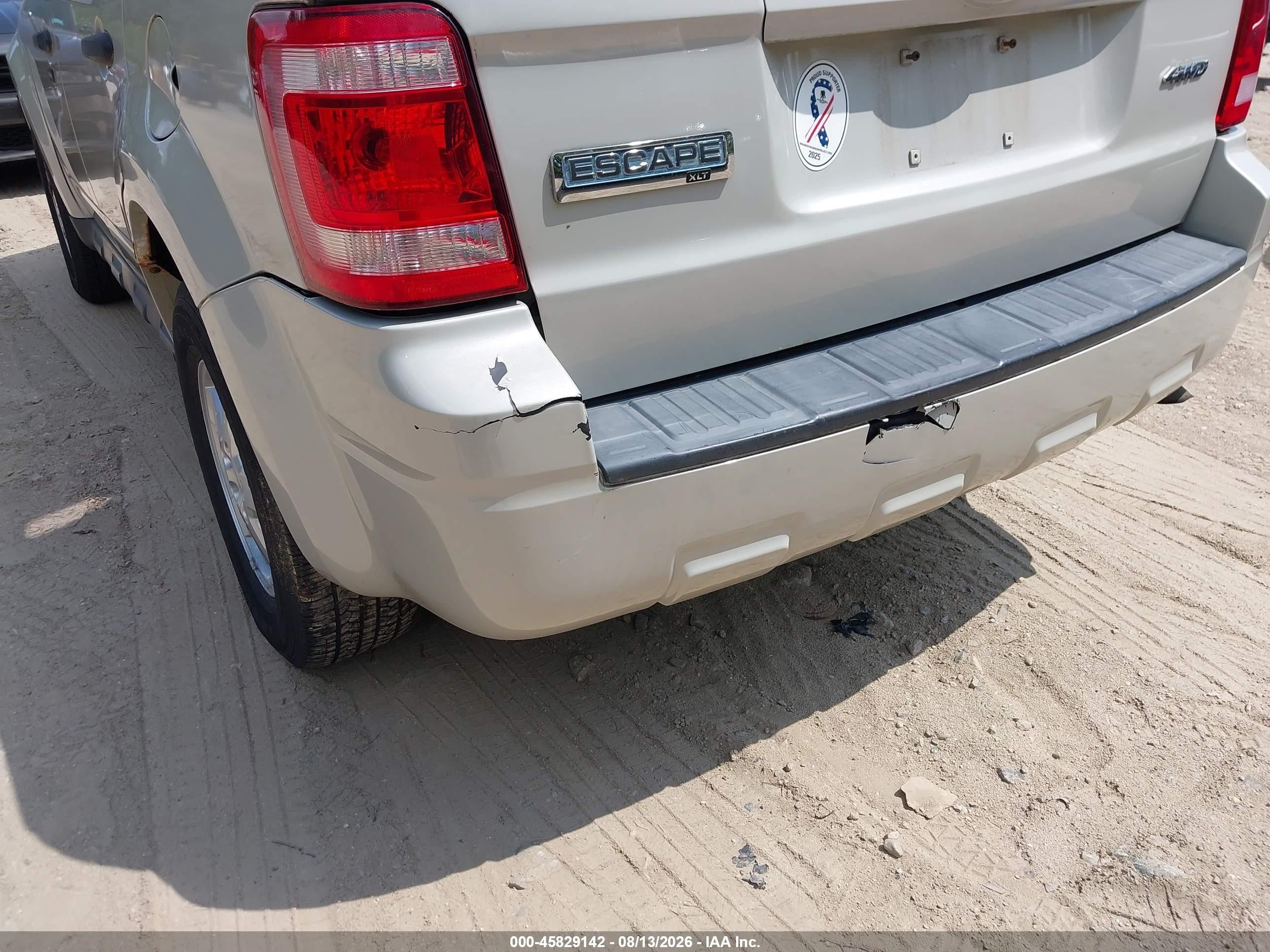 2009 Ford Escape Xlt Beige vin: 1FMCU93729KA44450