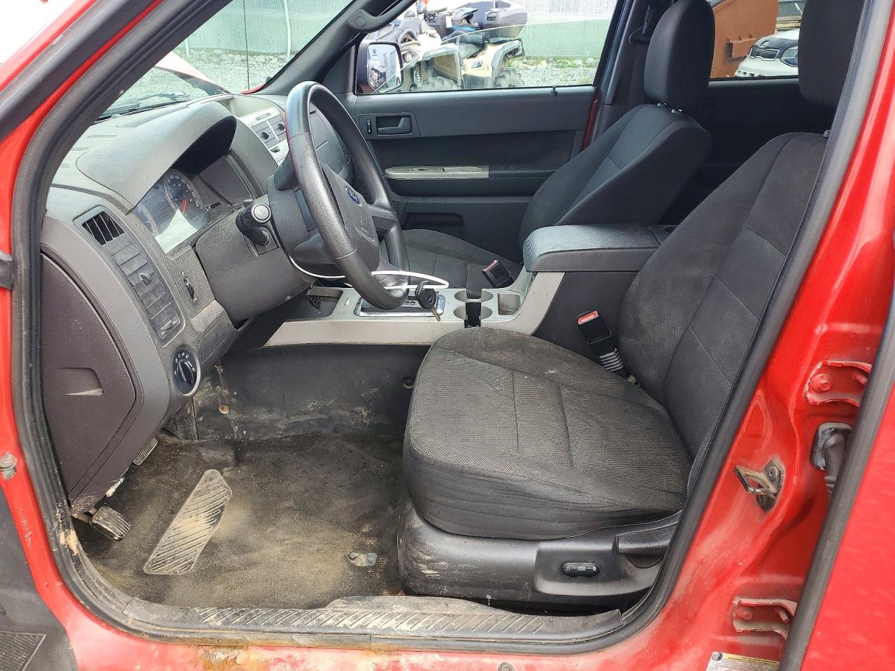 2009 Ford Escape Xlt Red vin: 1FMCU93739KA37457