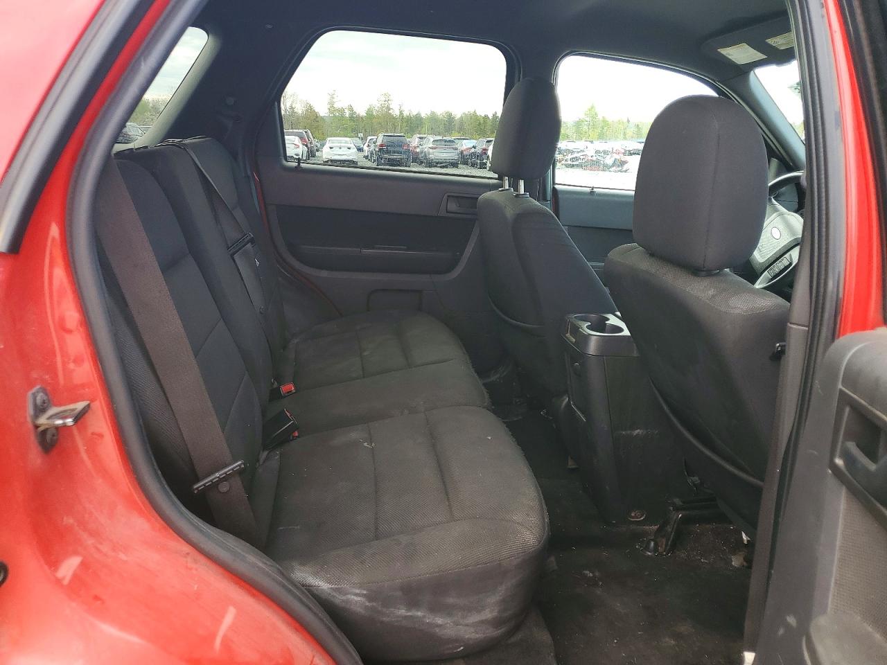 2009 Ford Escape Xlt Red vin: 1FMCU93739KA37457