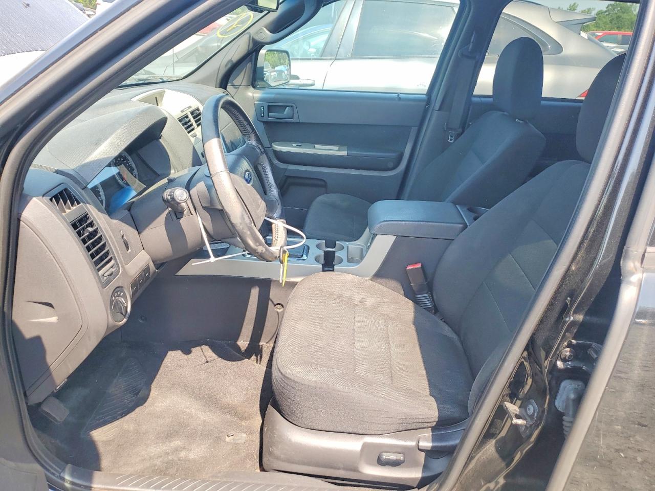 2009 Ford Escape Xlt Black vin: 1FMCU93749KA63713