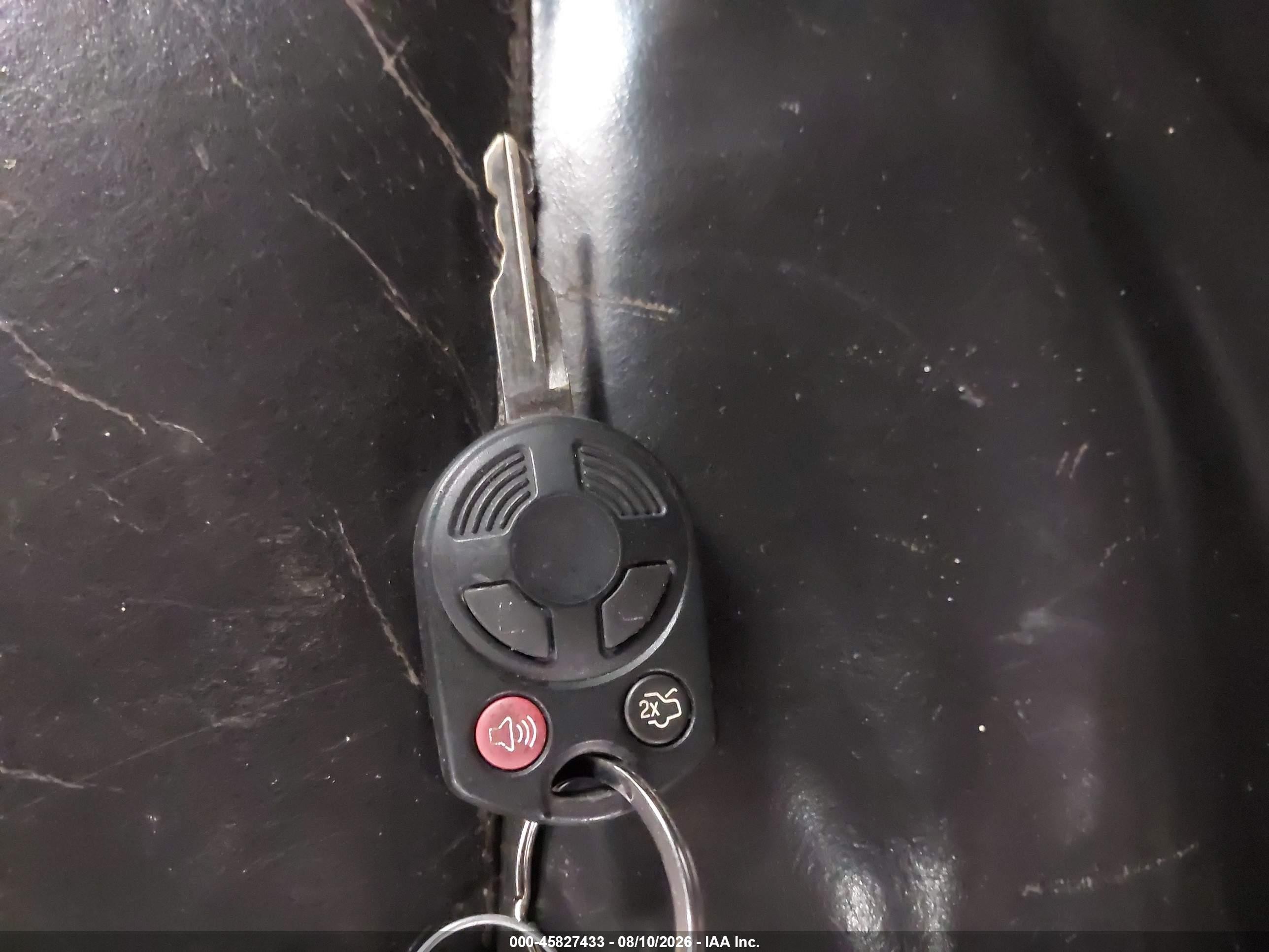 2009 Ford Escape Xlt Серебряный vin: 1FMCU93749KB78456