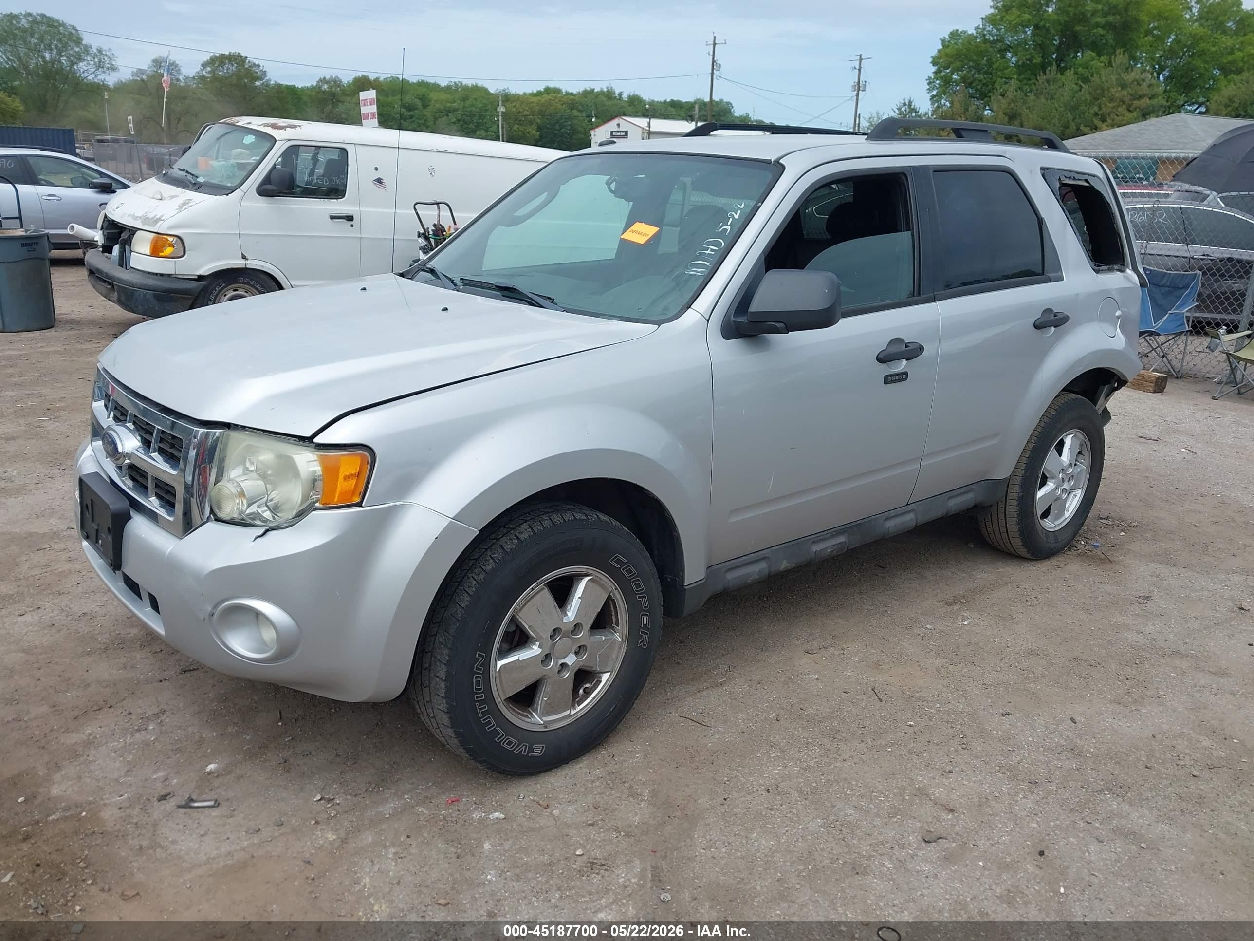2009 Ford Escape Xlt Gray vin: 1FMCU93759KA74932