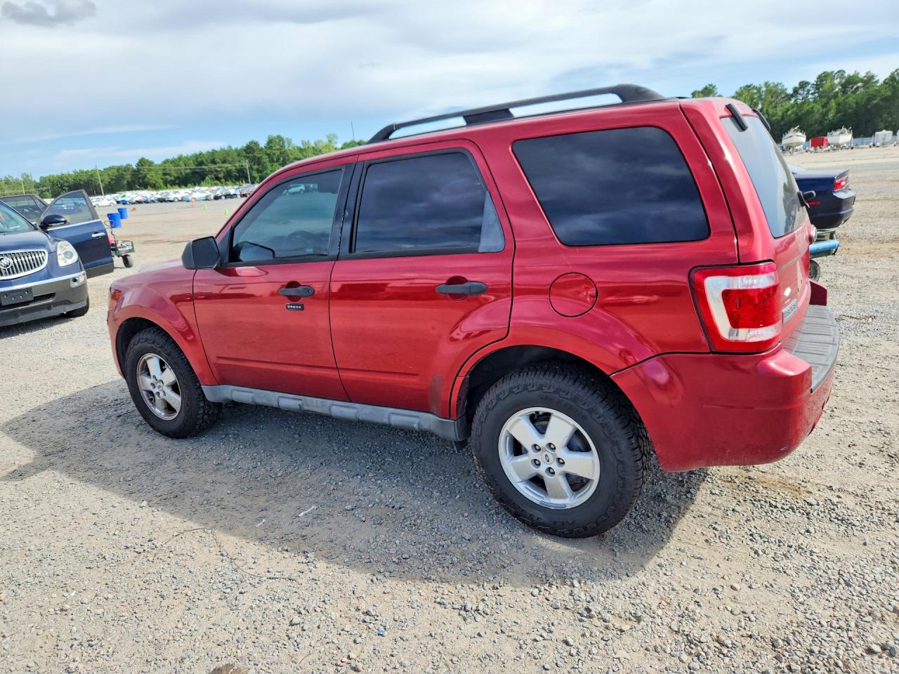 2009 Ford Escape Xlt Burgundy vin: 1FMCU93799KB00691