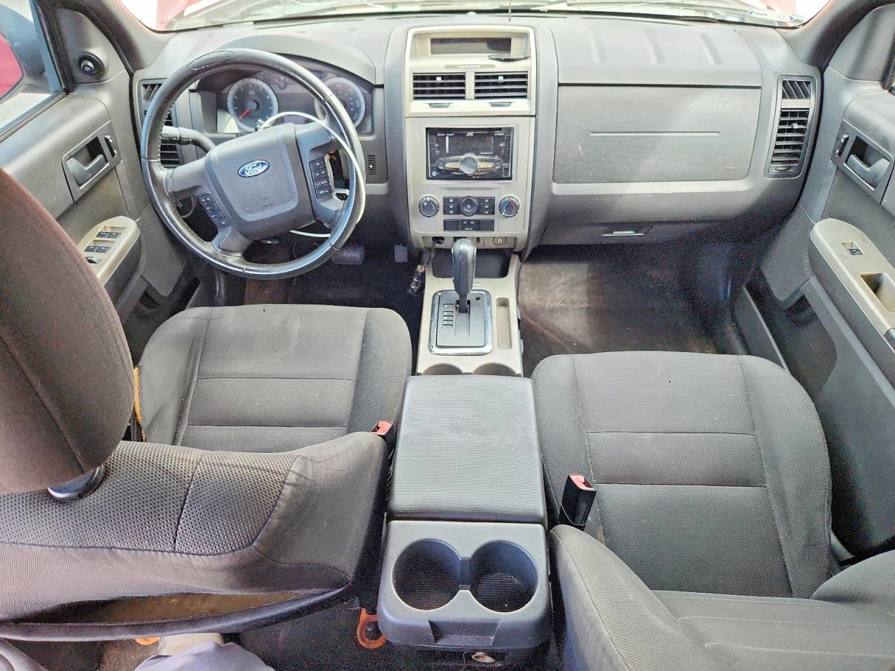 2009 Ford Escape Xlt Burgundy vin: 1FMCU93799KB00691