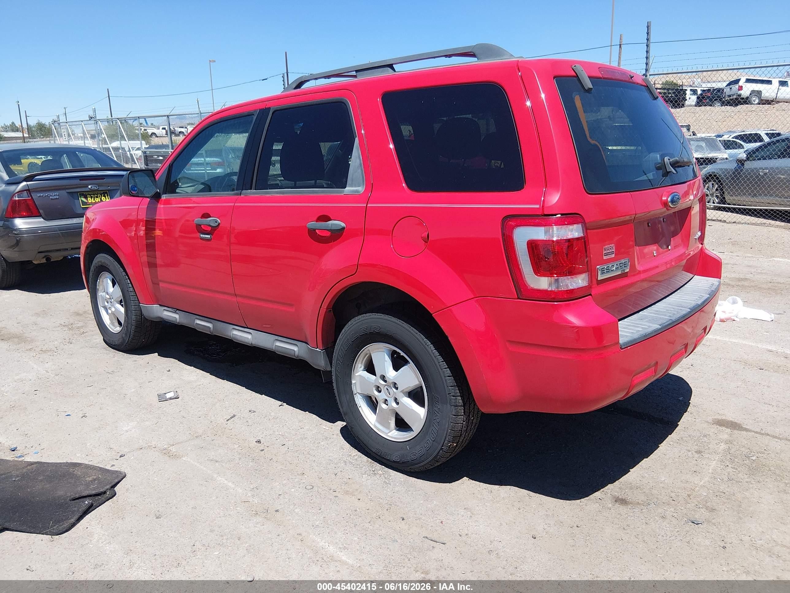 2009 Ford Escape Xlt Red vin: 1FMCU93G09KA53762
