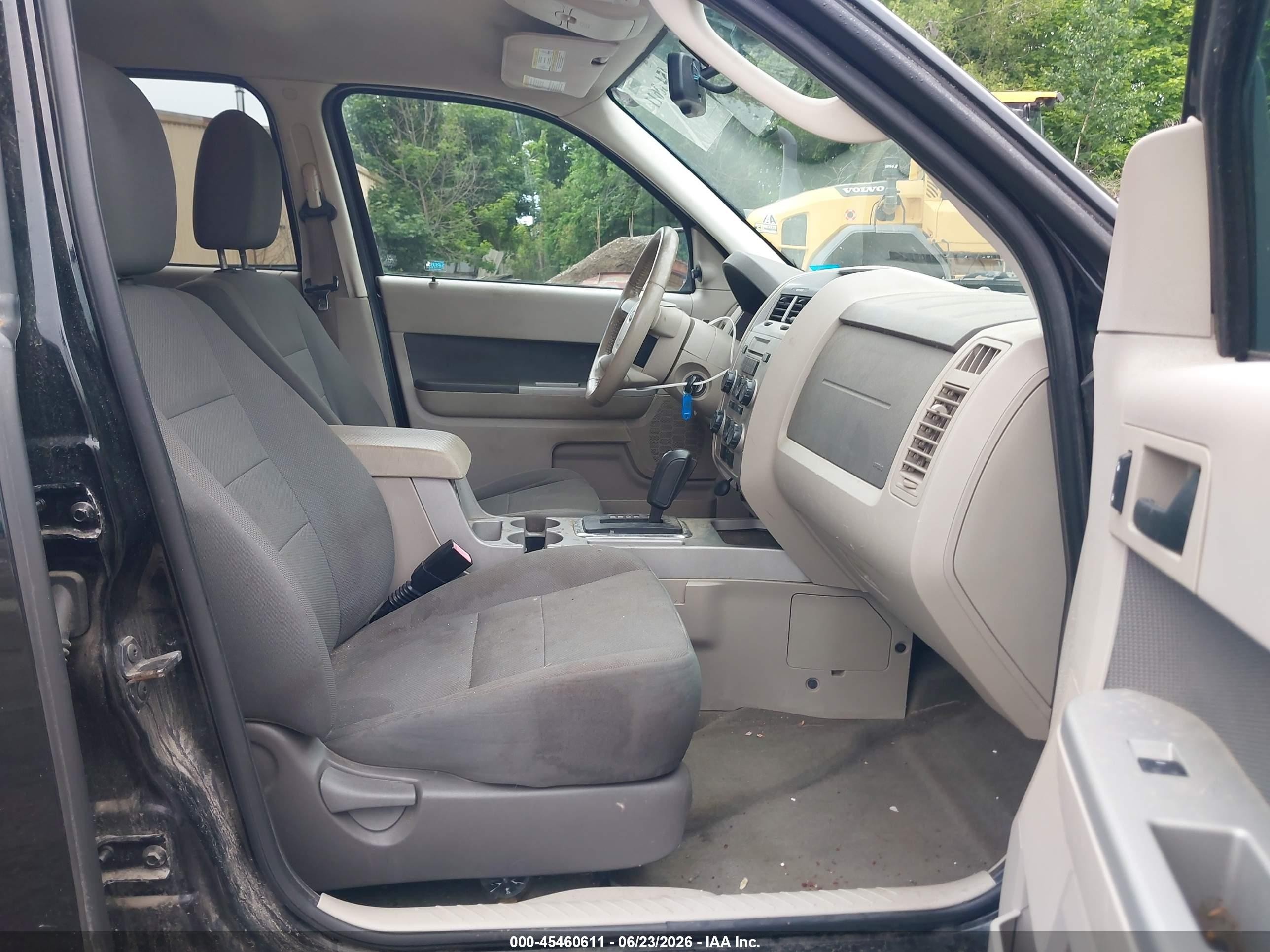 2009 Ford Escape Xlt Black vin: 1FMCU93G09KD04800