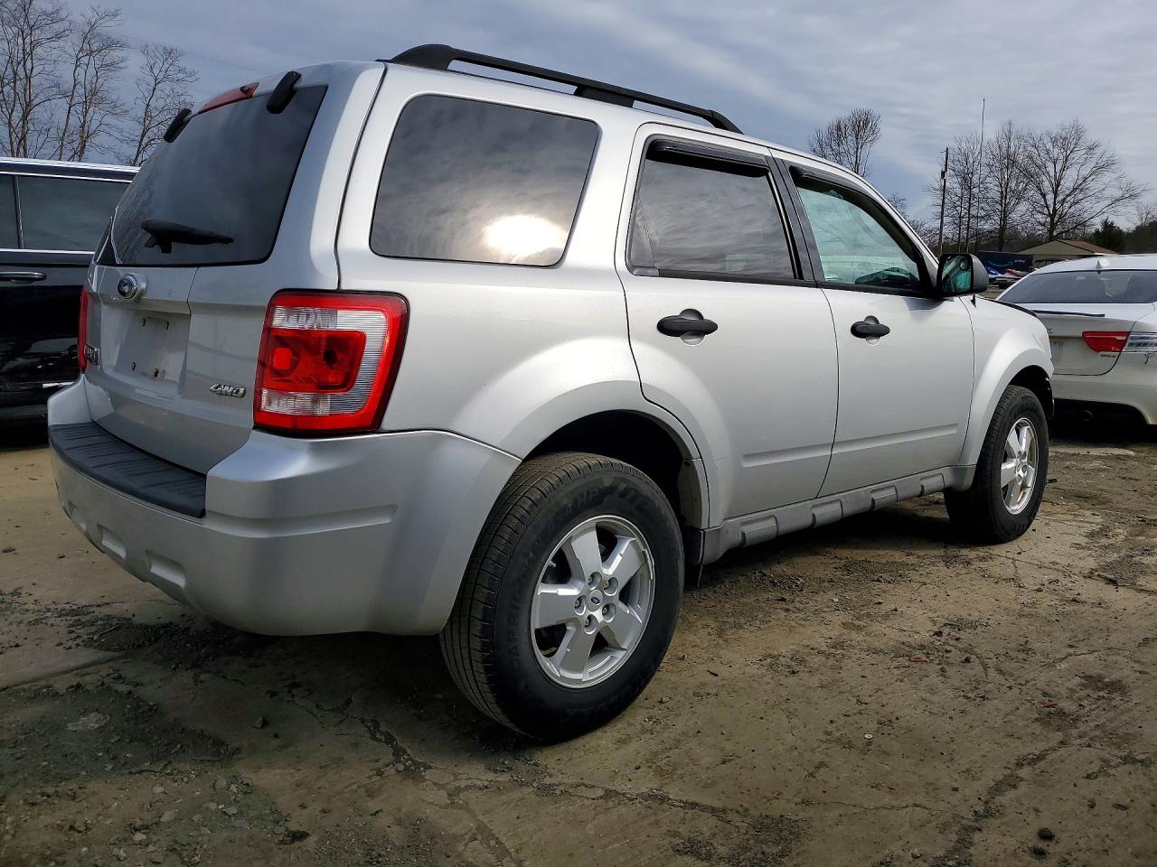 2009 Ford Escape Xlt Silver vin: 1FMCU93G19KB47486