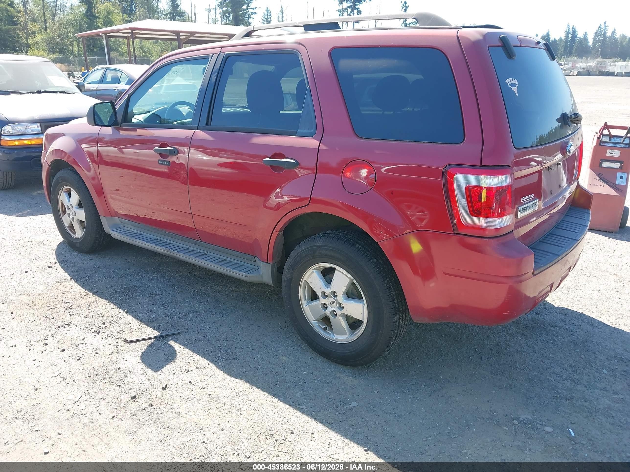2009 Ford Escape Xlt Red vin: 1FMCU93G39KB21097
