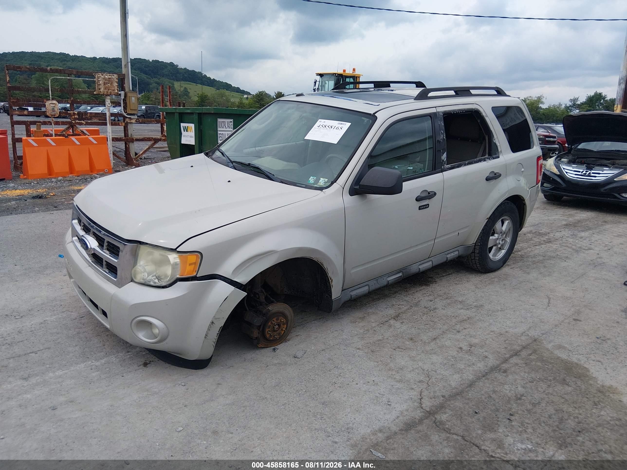 2009 Ford Escape Xlt Cream vin: 1FMCU93G39KC11981