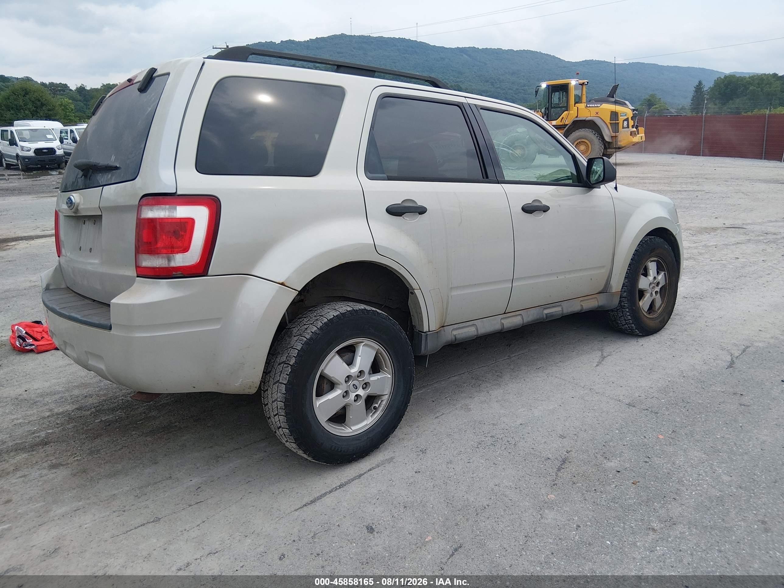 2009 Ford Escape Xlt Cream vin: 1FMCU93G39KC11981