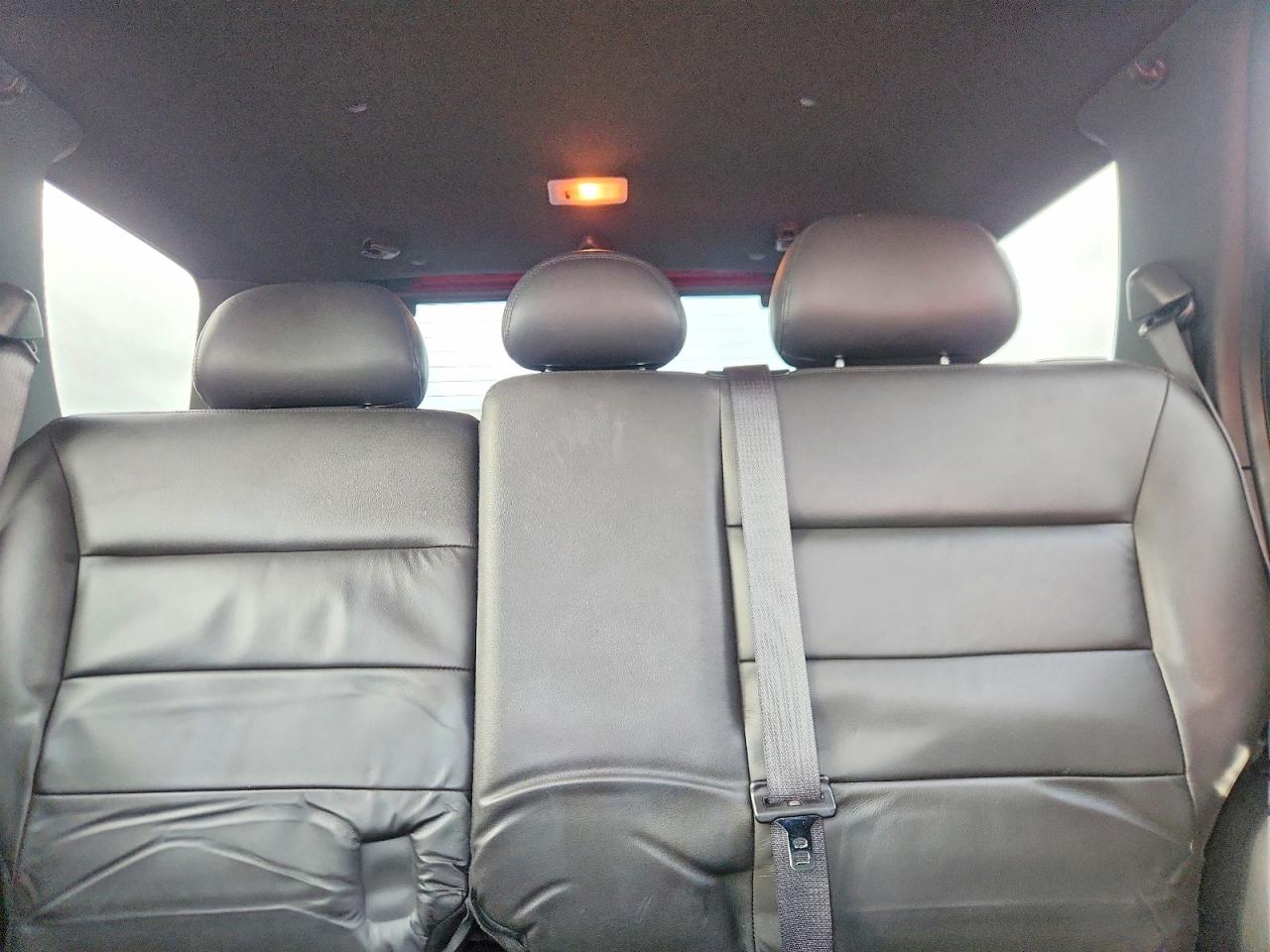 2009 Ford Escape Xlt Red vin: 1FMCU93G39KC58203