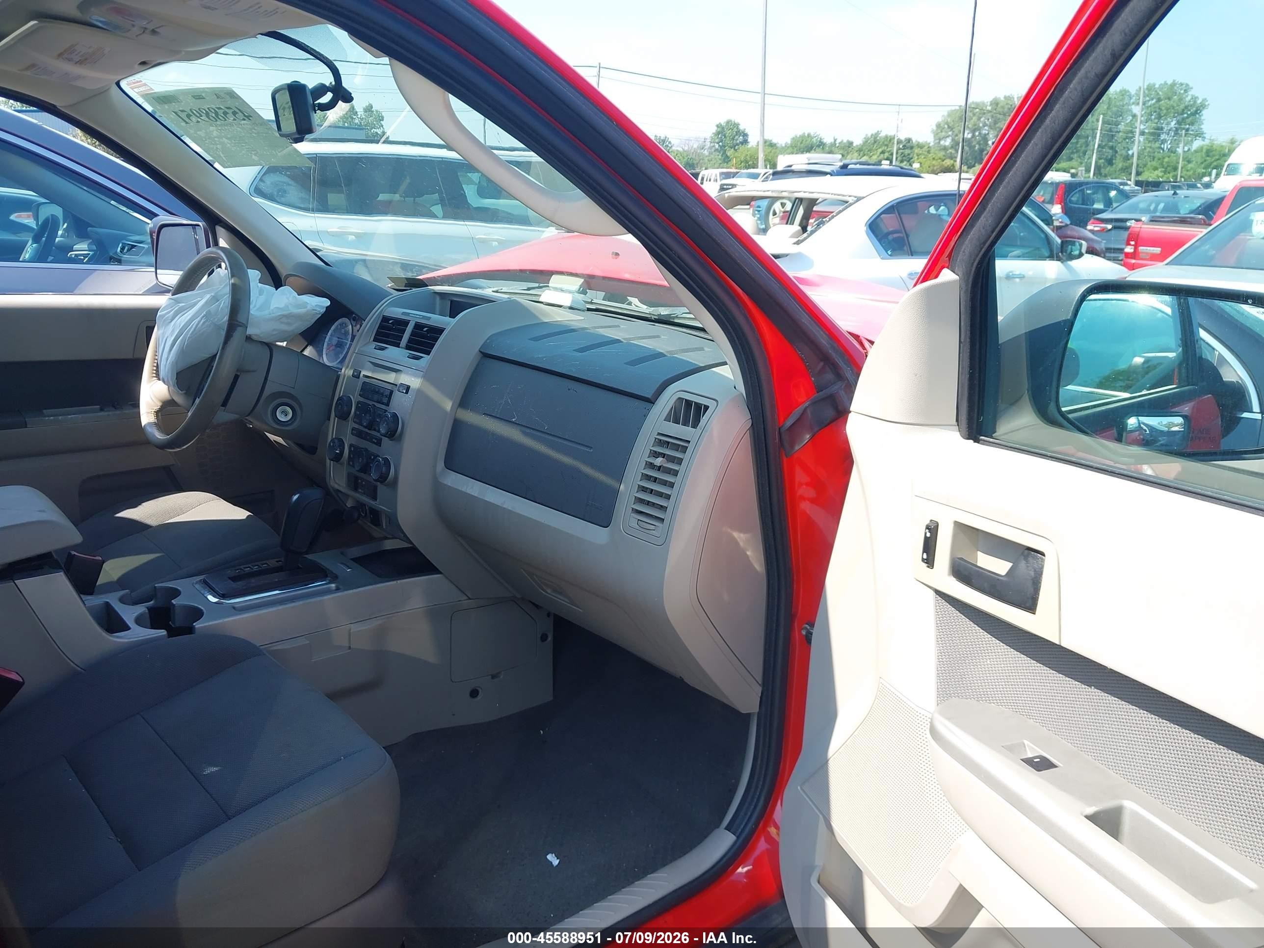 2009 Ford Escape Xlt Red vin: 1FMCU93G49KA57698