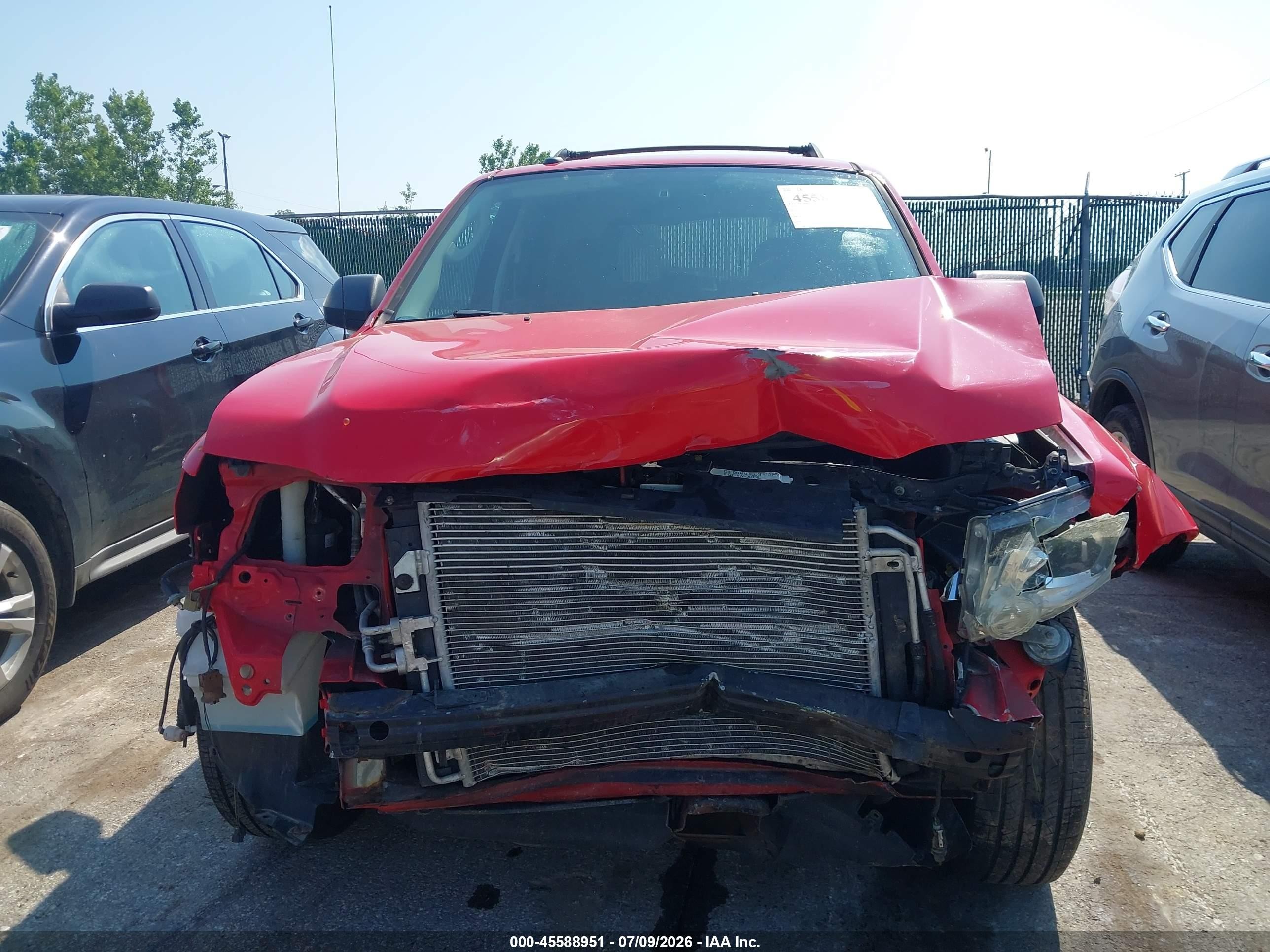 2009 Ford Escape Xlt Red vin: 1FMCU93G49KA57698