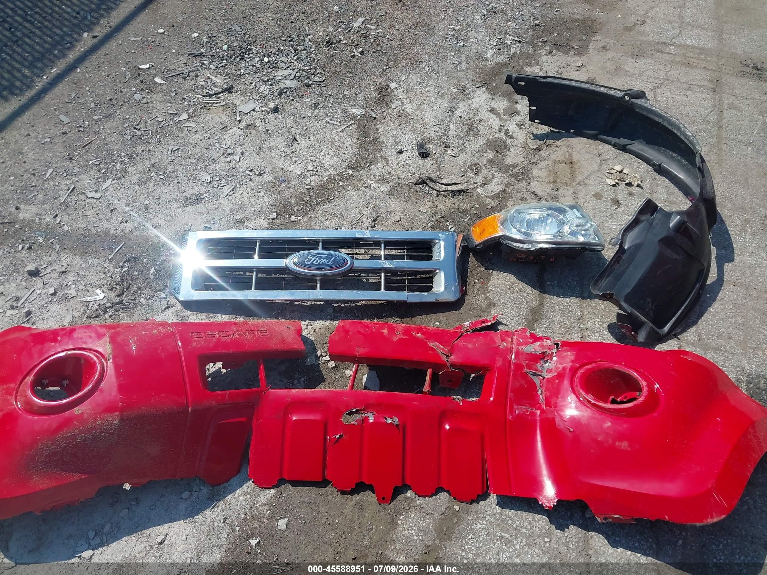 2009 Ford Escape Xlt Red vin: 1FMCU93G49KA57698