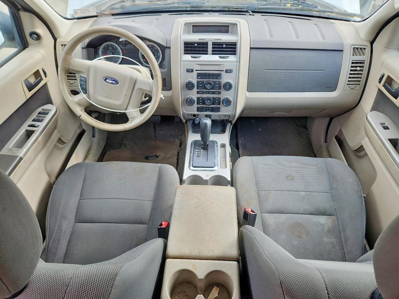 2009 Ford Escape White vin: 1FMCU93G49KA86196
