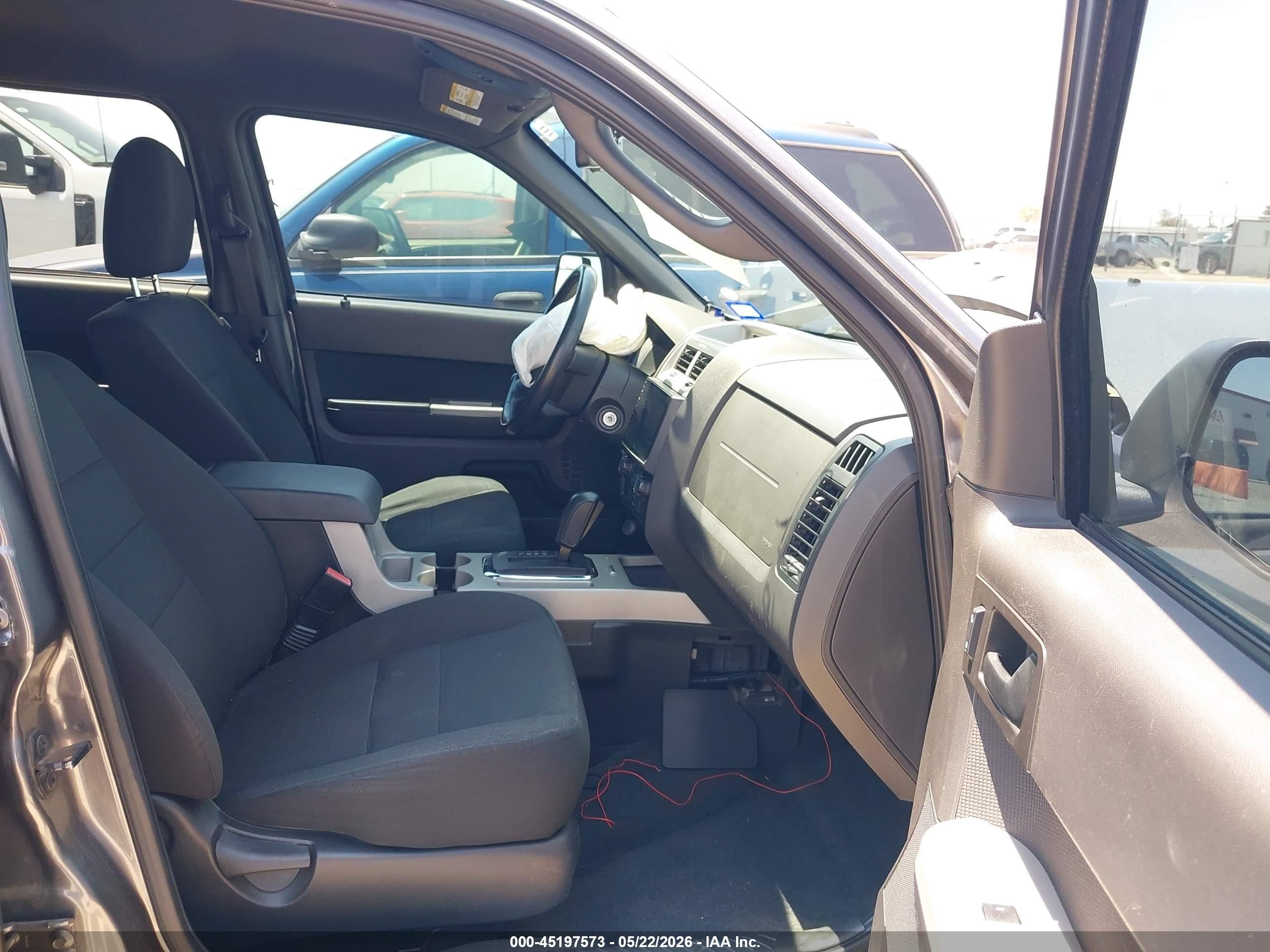 2009 Ford Escape Xlt Gray vin: 1FMCU93G49KB78991