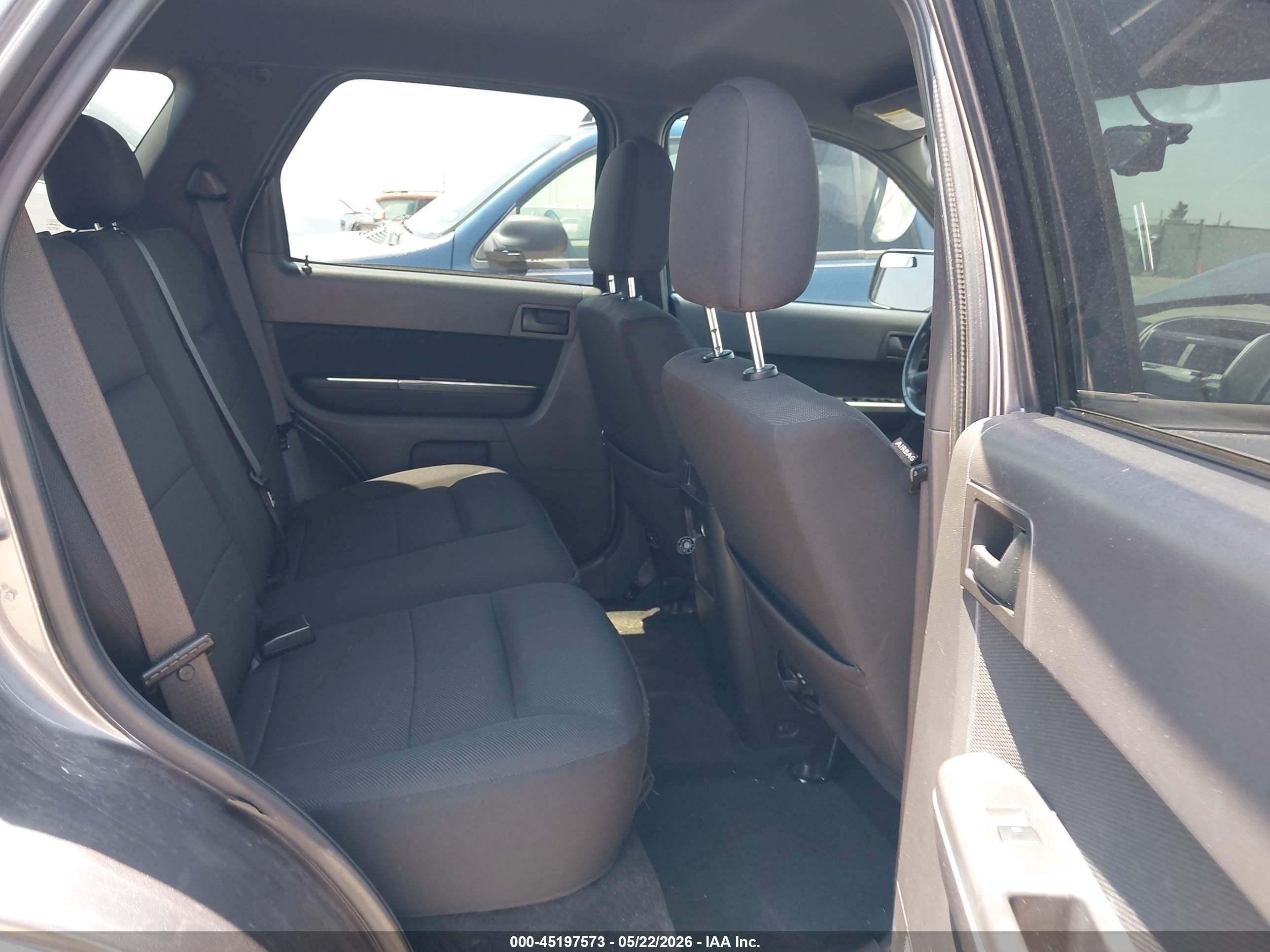 2009 Ford Escape Xlt Gray vin: 1FMCU93G49KB78991