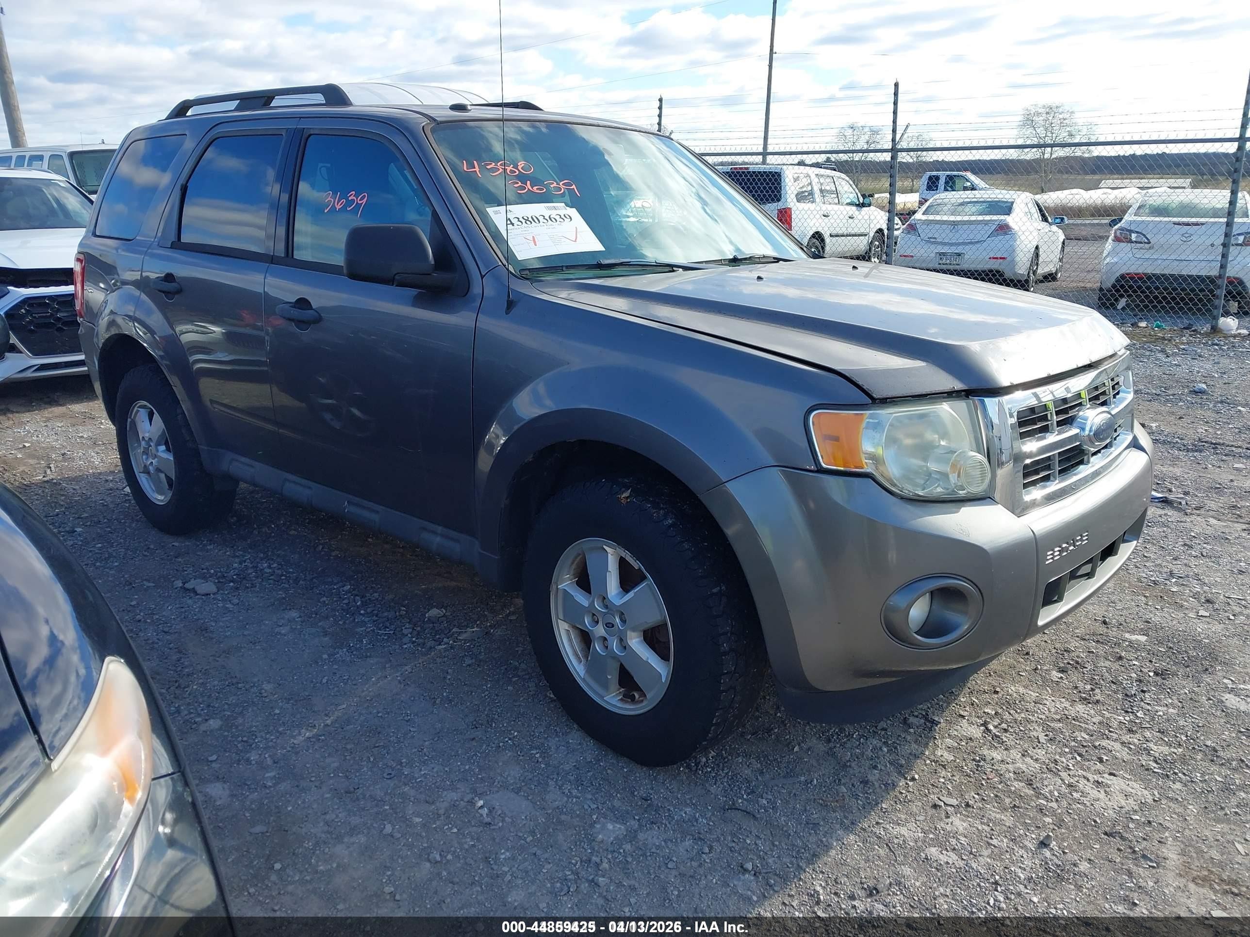 2009 Ford Escape Xlt Gray vin: 1FMCU93G59KA81962