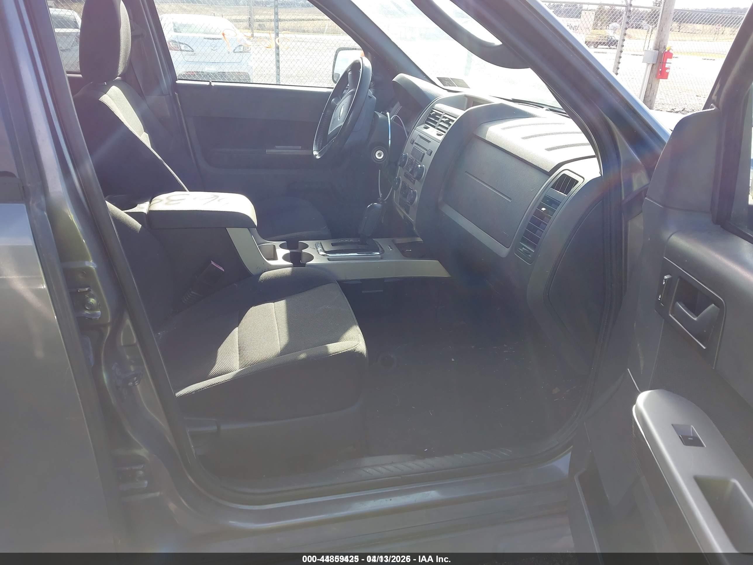 2009 Ford Escape Xlt Gray vin: 1FMCU93G59KA81962