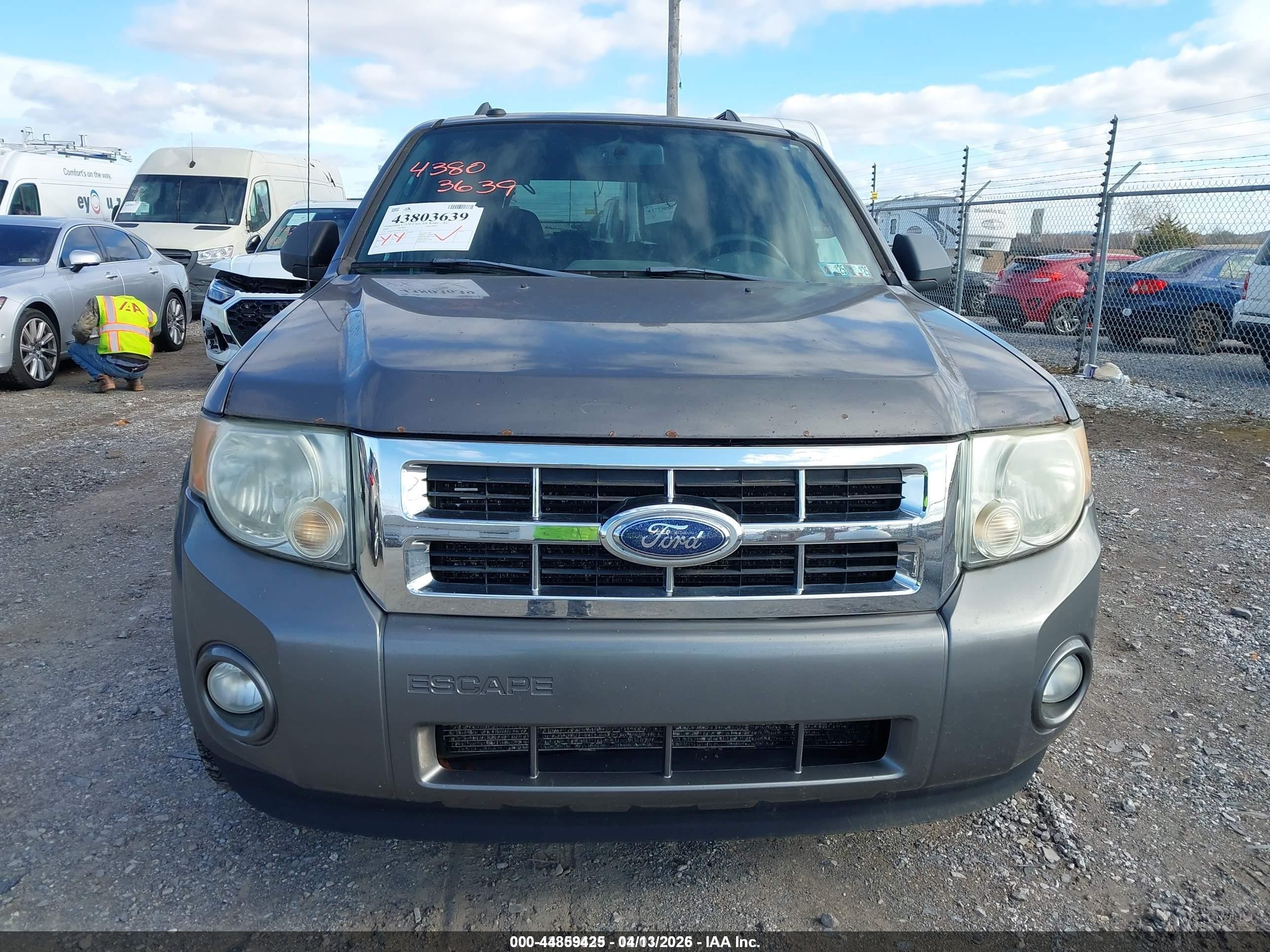 2009 Ford Escape Xlt Gray vin: 1FMCU93G59KA81962