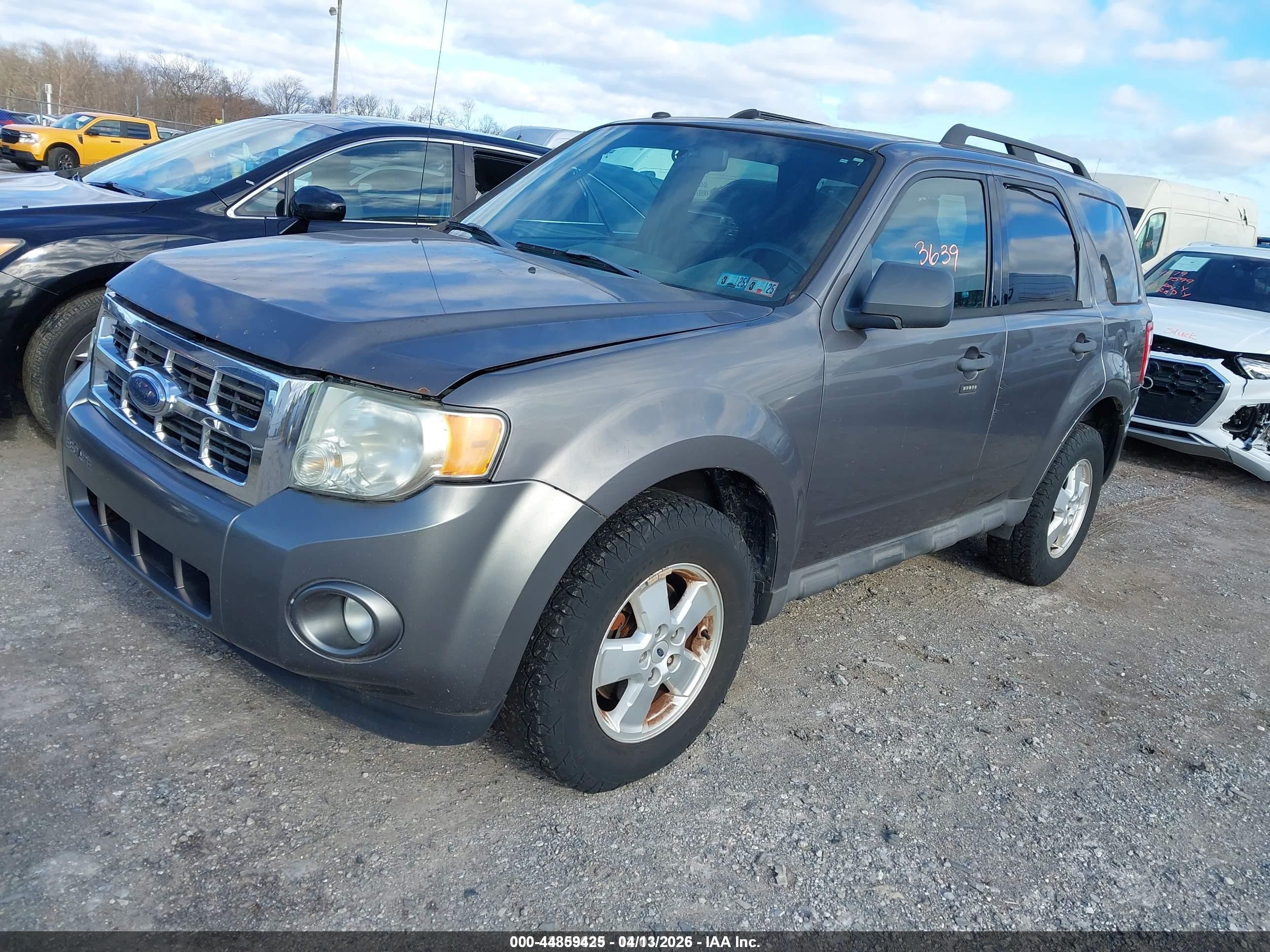 2009 Ford Escape Xlt Gray vin: 1FMCU93G59KA81962