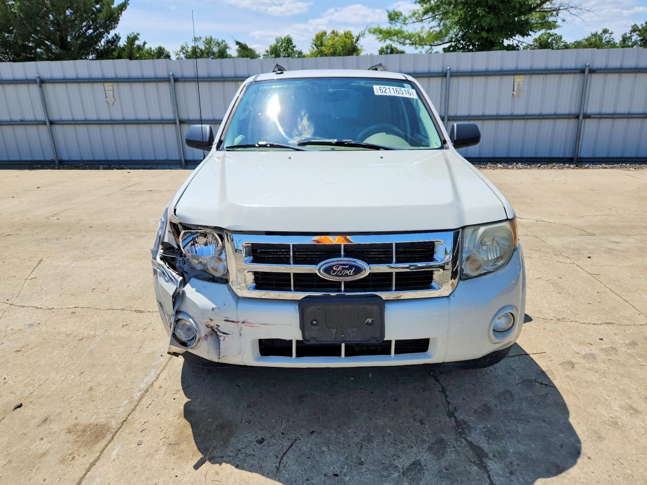 2009 Ford Escape Xlt Белый vin: 1FMCU93G59KC56808