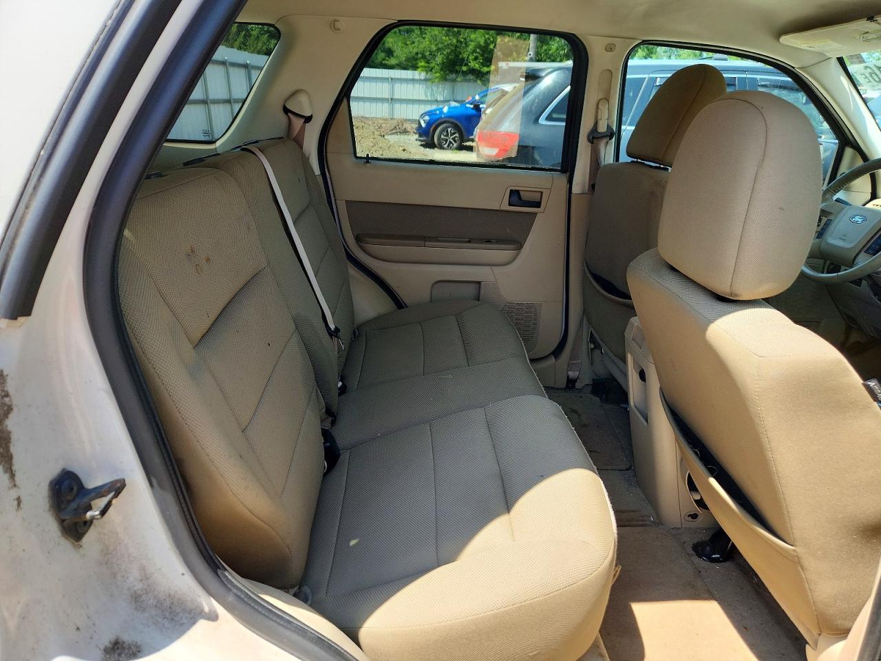 2009 Ford Escape Xlt Белый vin: 1FMCU93G59KC56808