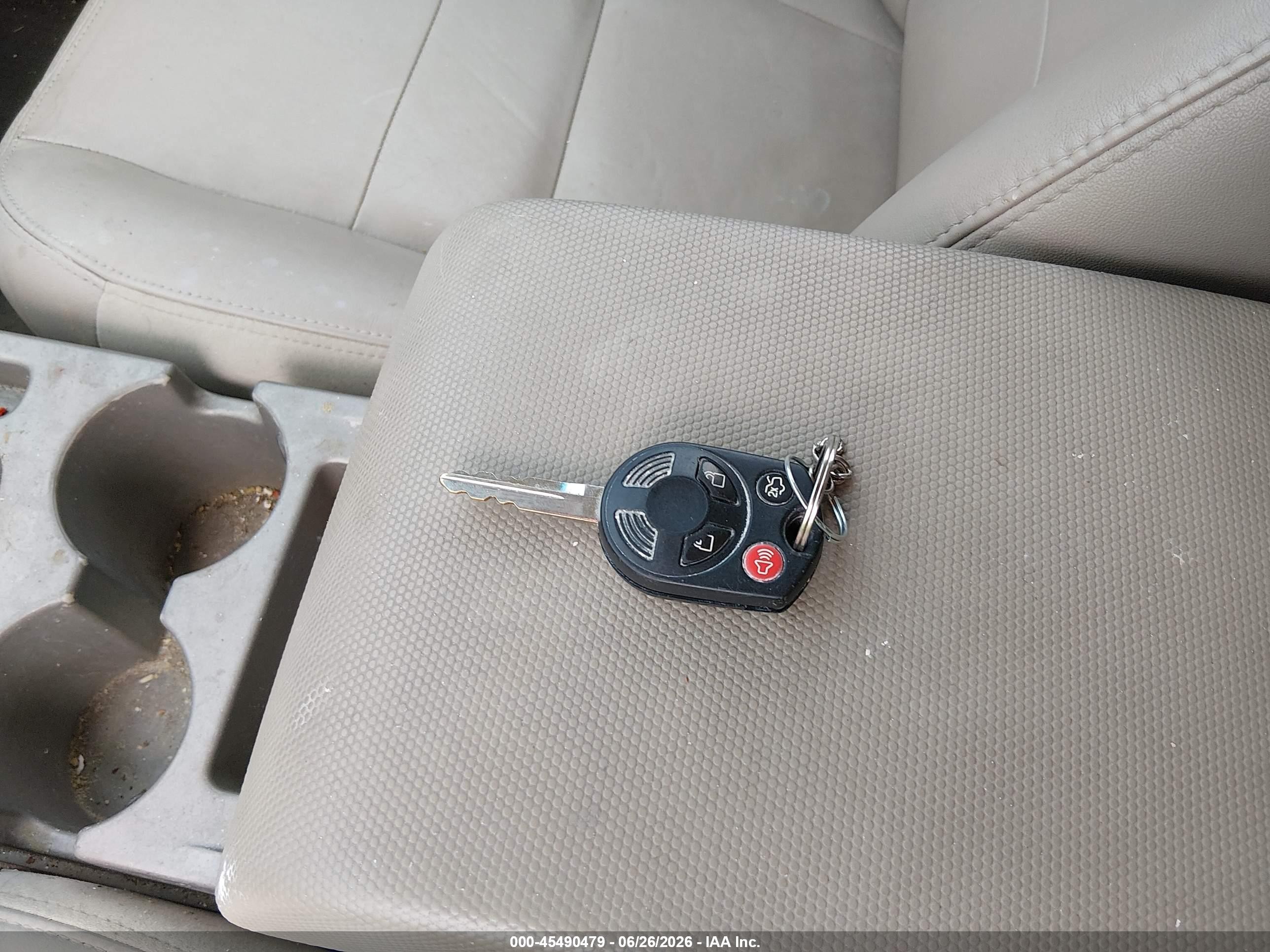 2009 Ford Escape Xlt Gray vin: 1FMCU93G69KB62260