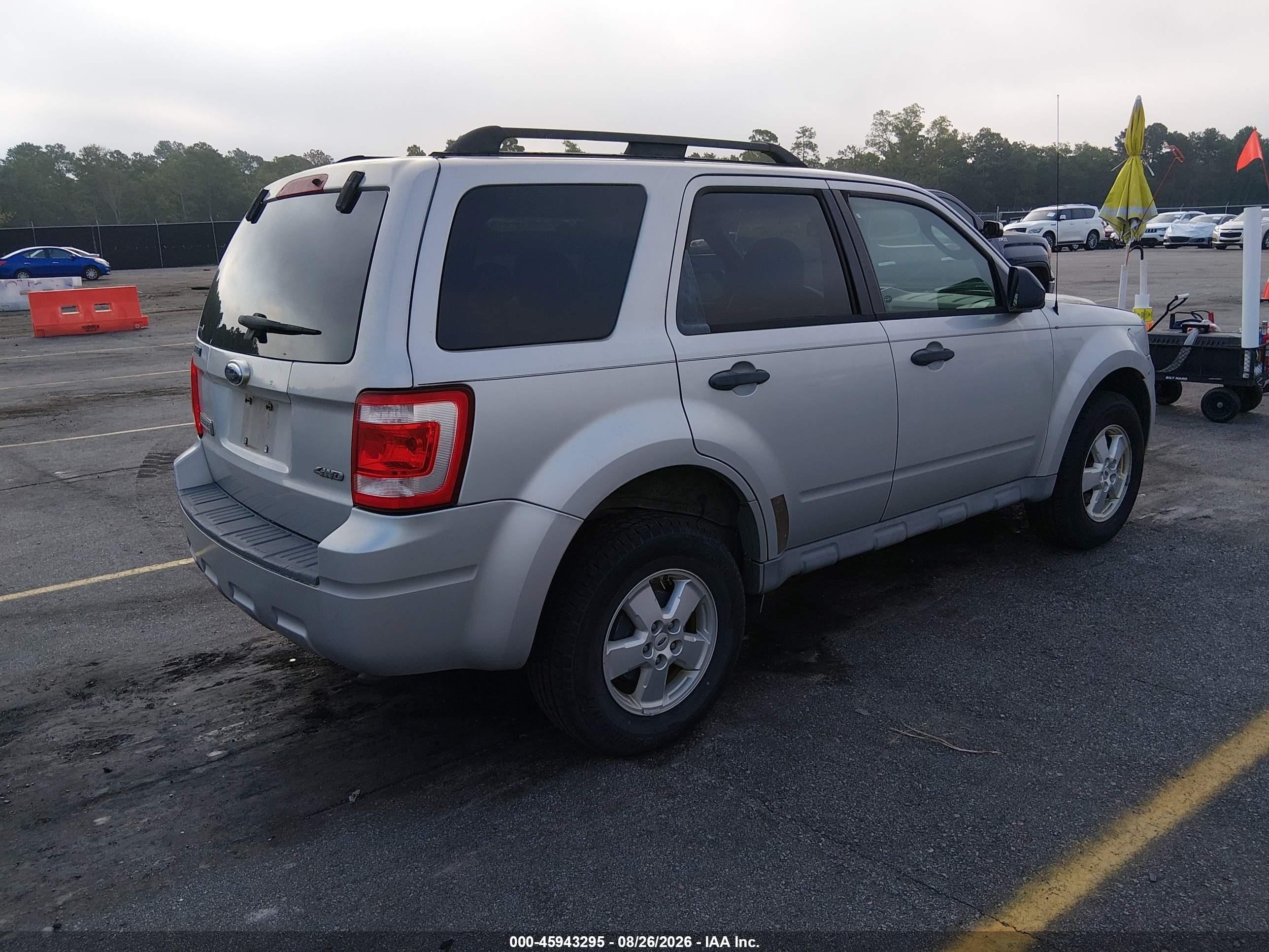 2009 Ford Escape Xlt Серебряный vin: 1FMCU93G69KB70035