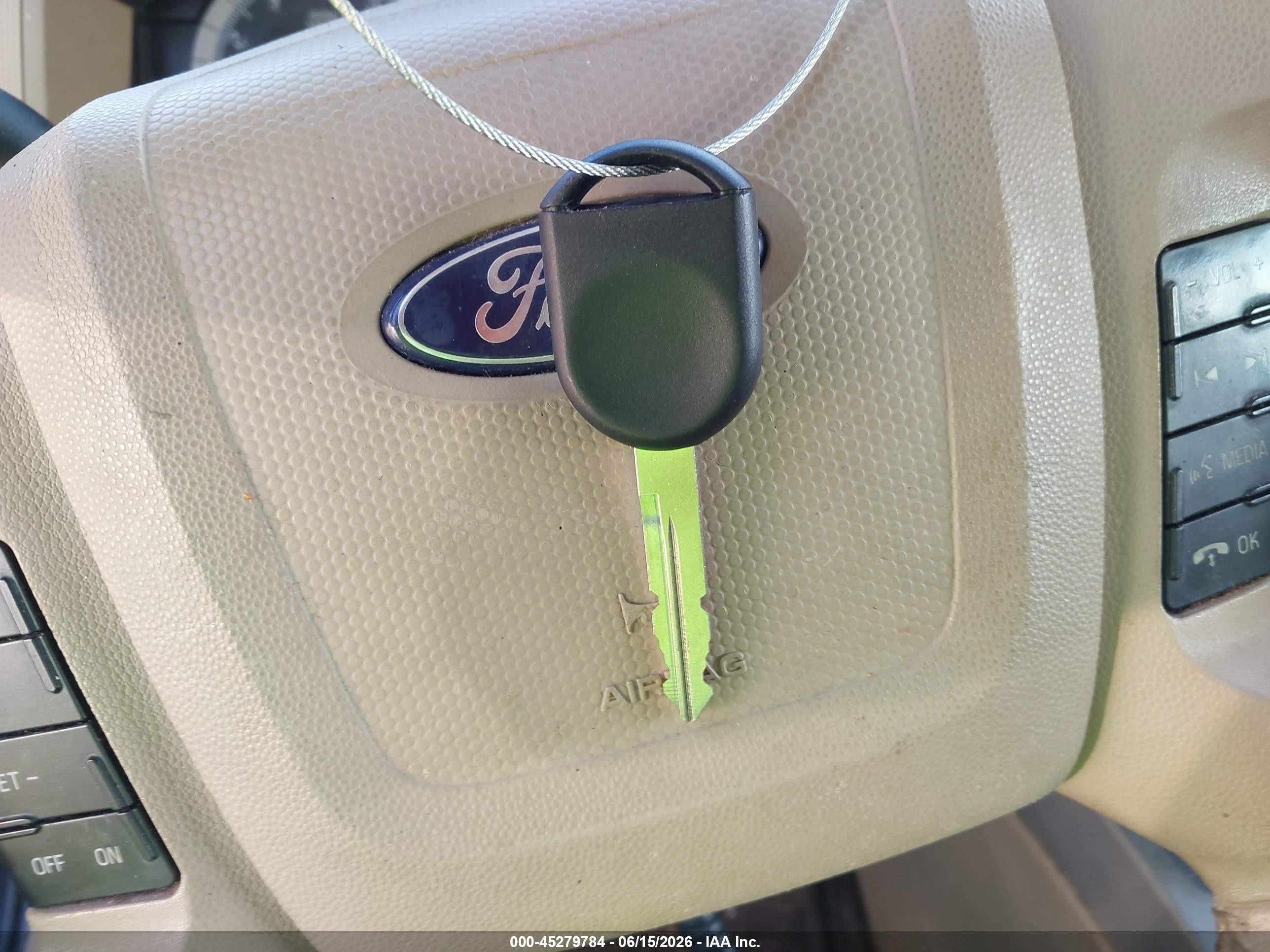 2009 Ford Escape Xlt Light Blue vin: 1FMCU93G79KA20399