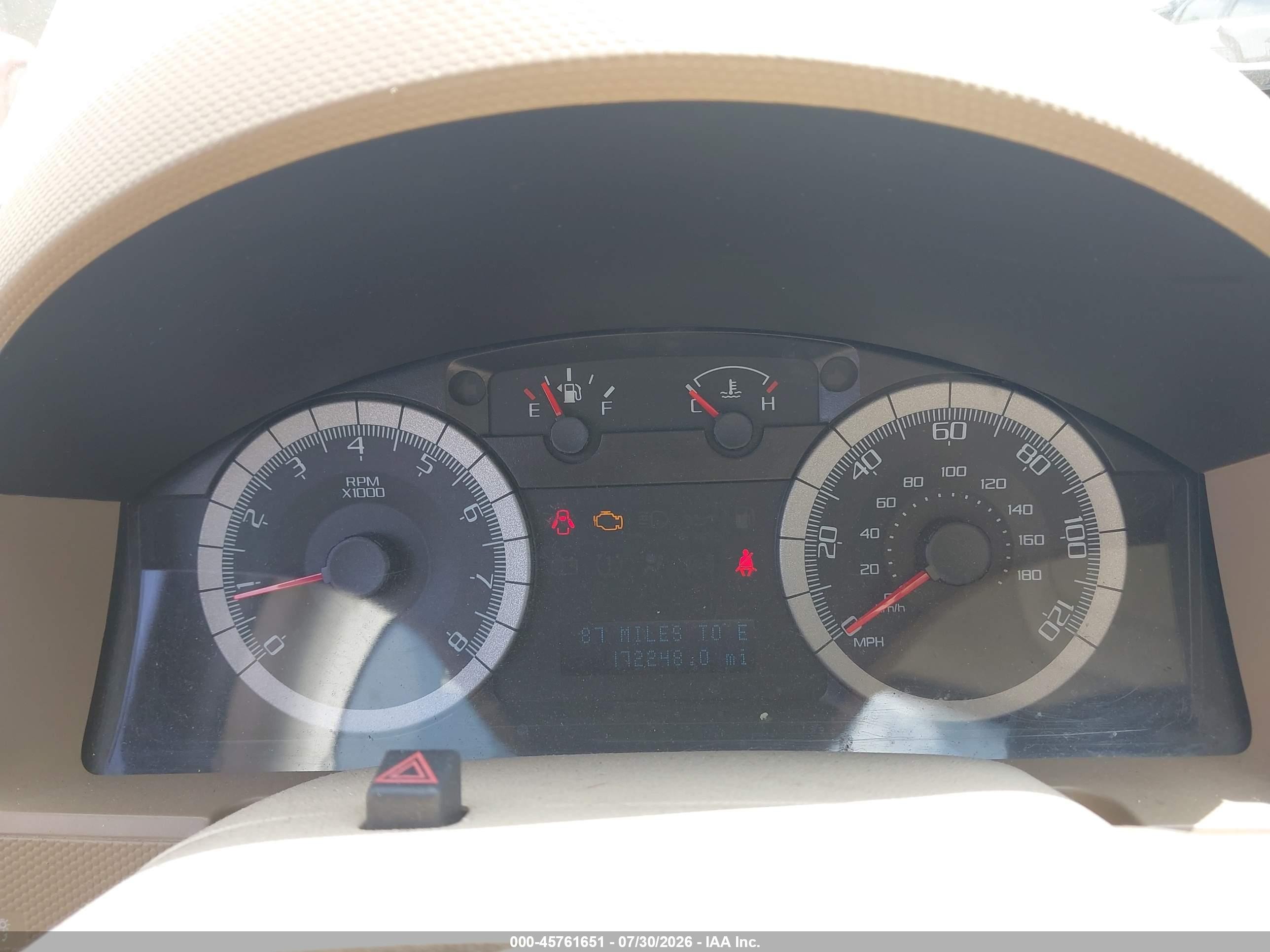 2009 Ford Escape Xlt Cream vin: 1FMCU93G79KB01001