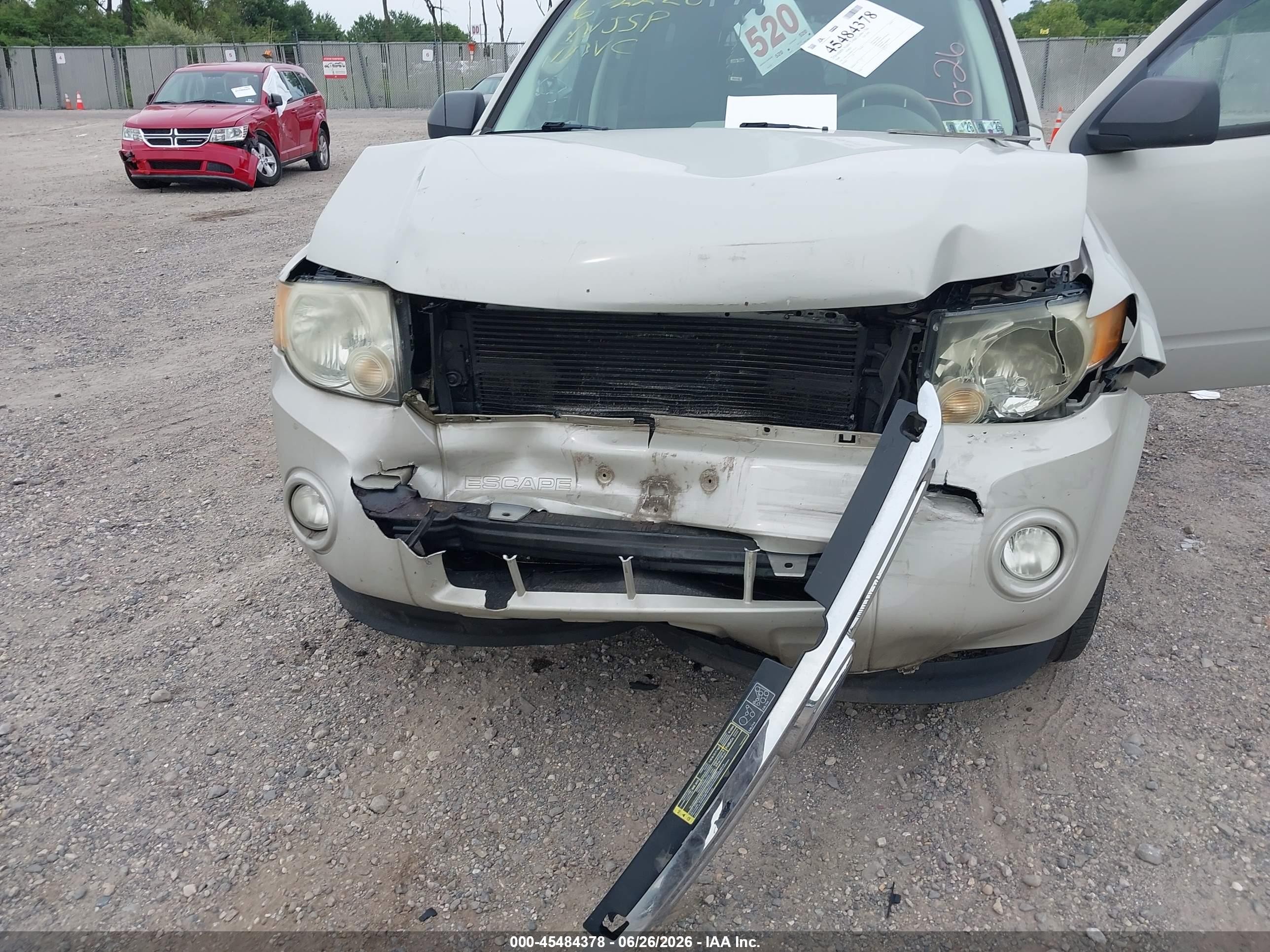 2009 Ford Escape Xlt White vin: 1FMCU93G89KC47147