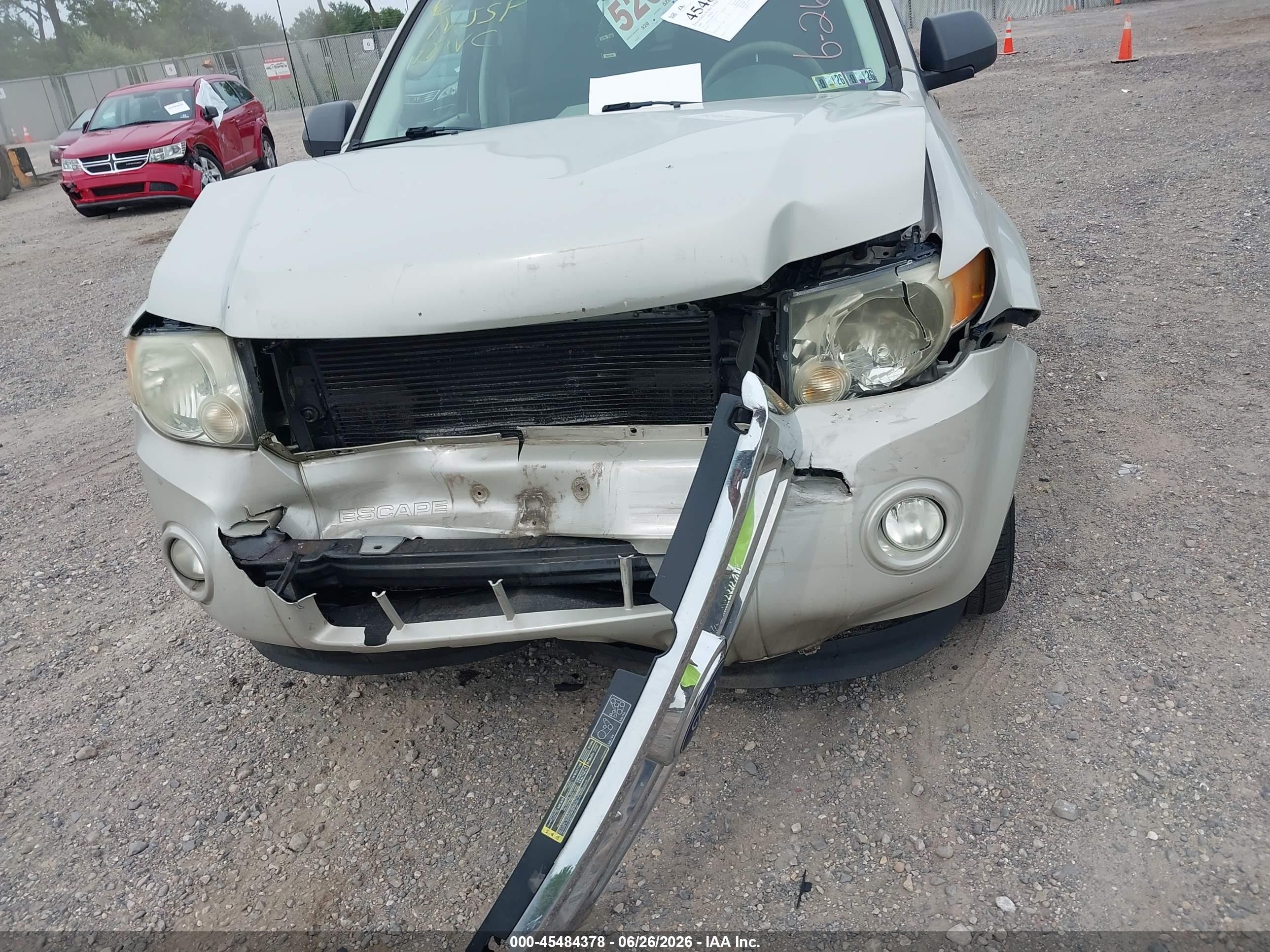 2009 Ford Escape Xlt White vin: 1FMCU93G89KC47147