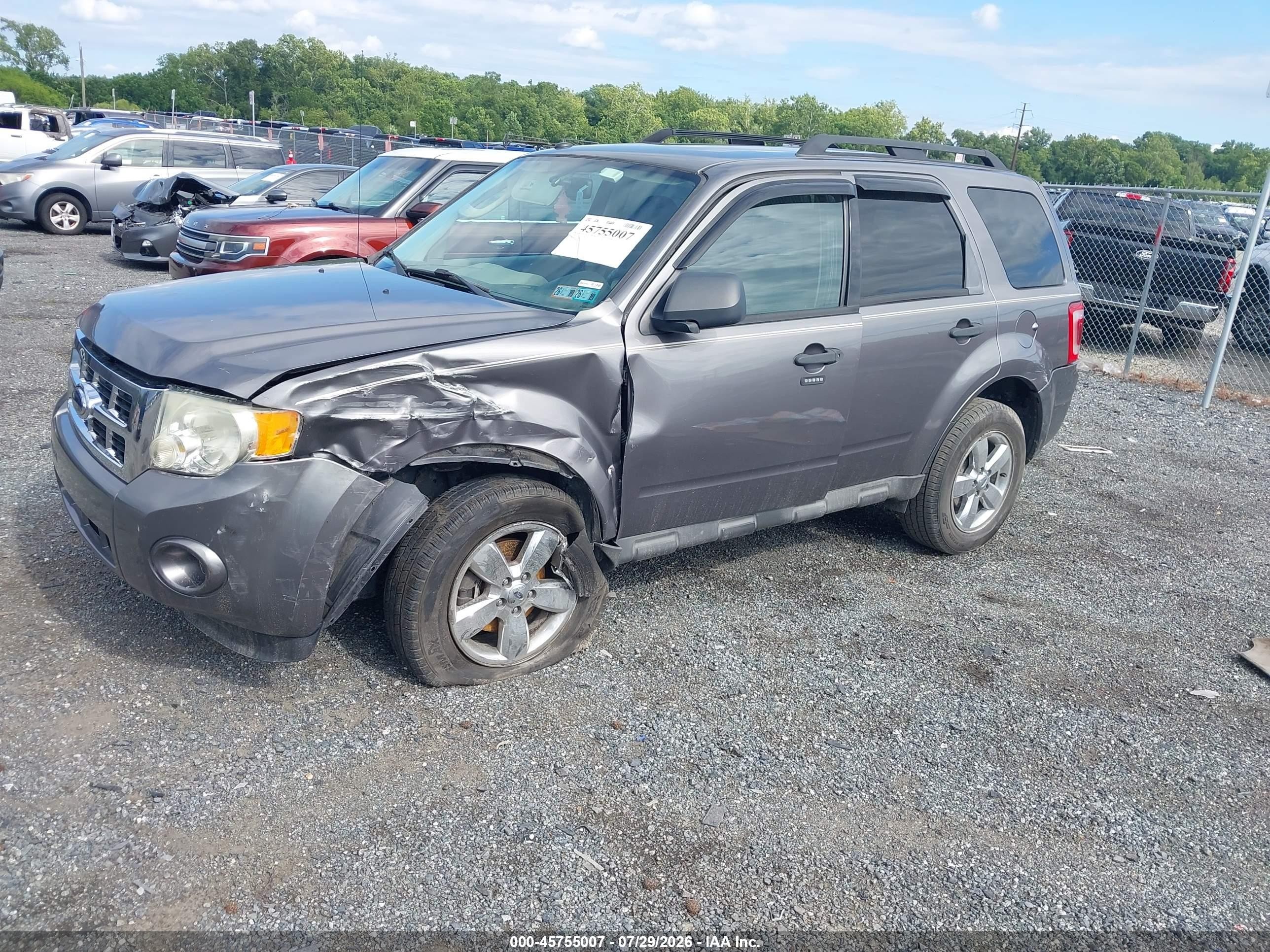 2009 Ford Escape Xlt Gray vin: 1FMCU93G99KA36054