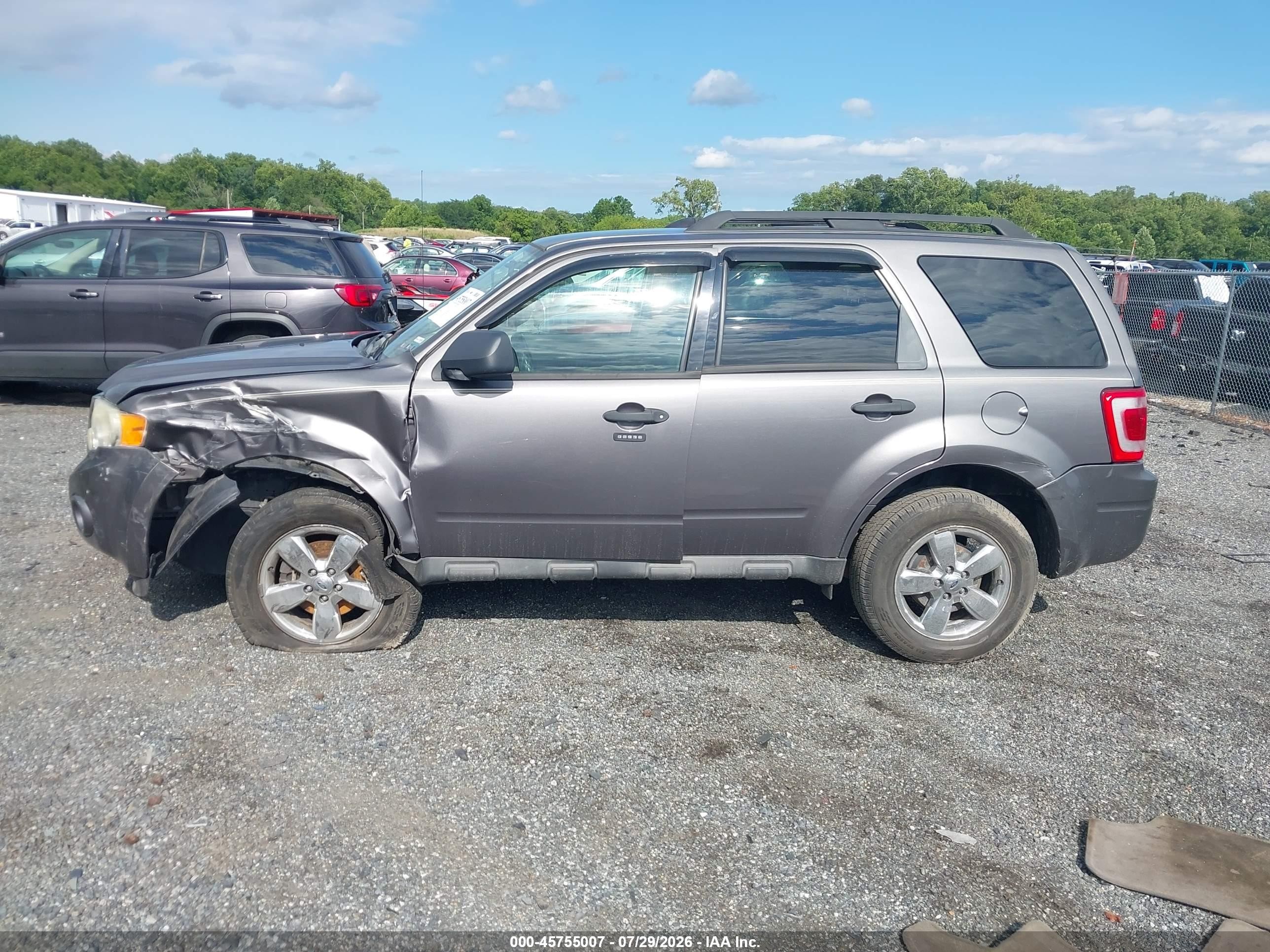 2009 Ford Escape Xlt Gray vin: 1FMCU93G99KA36054