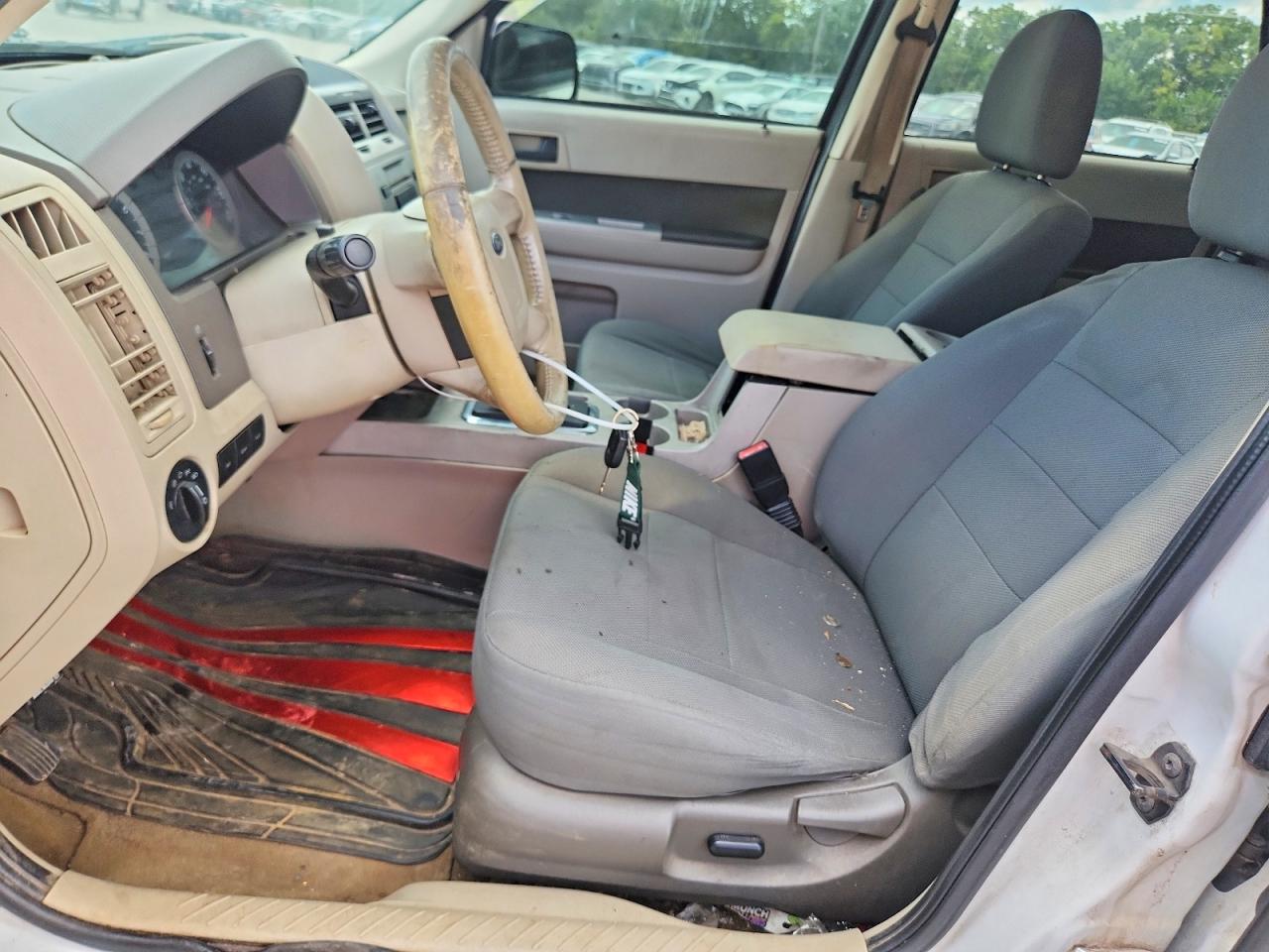 2009 Ford Escape Xlt White vin: 1FMCU93G99KC20023
