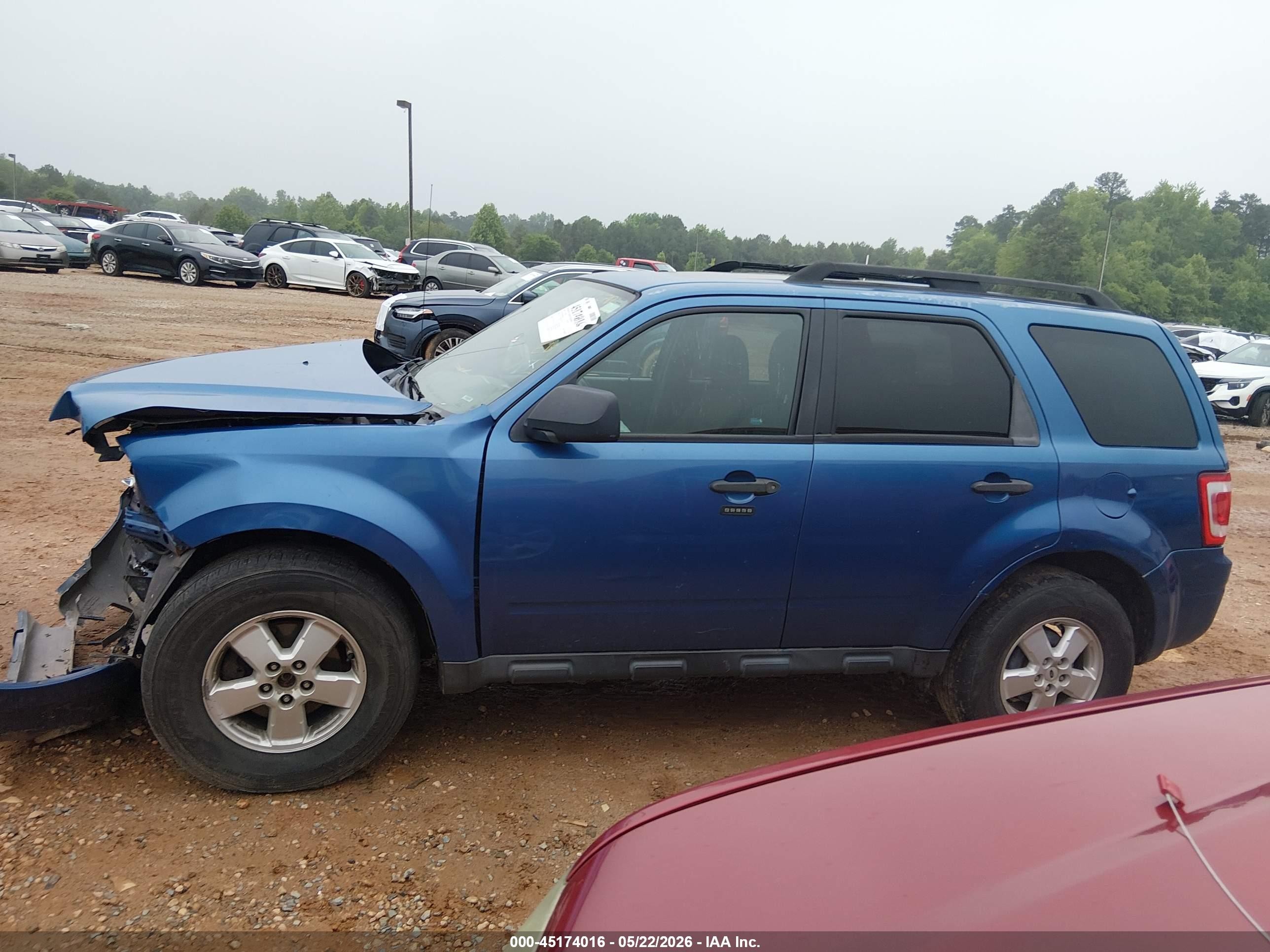 2009 Ford Escape Xlt Blue vin: 1FMCU93GX9KA02544