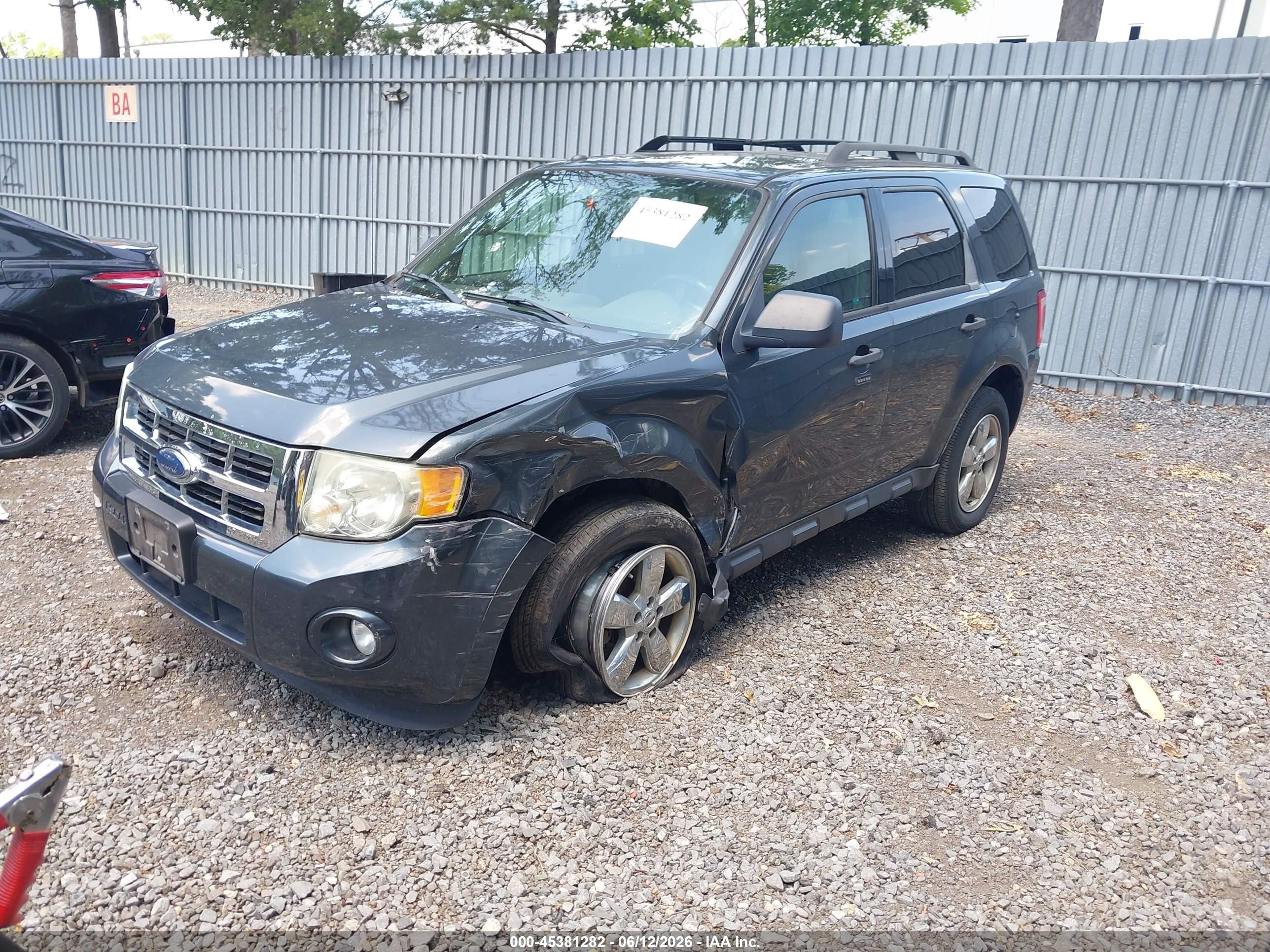 2009 Ford Escape Xlt Серый vin: 1FMCU93GX9KA07601